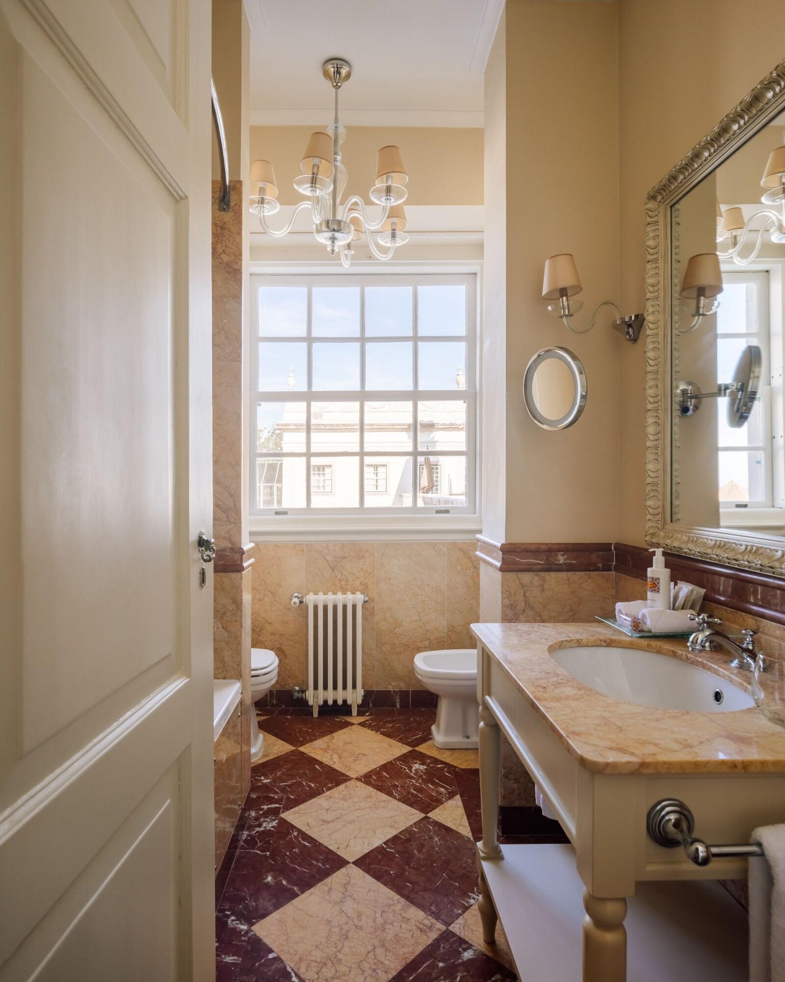 Double Premium with Views