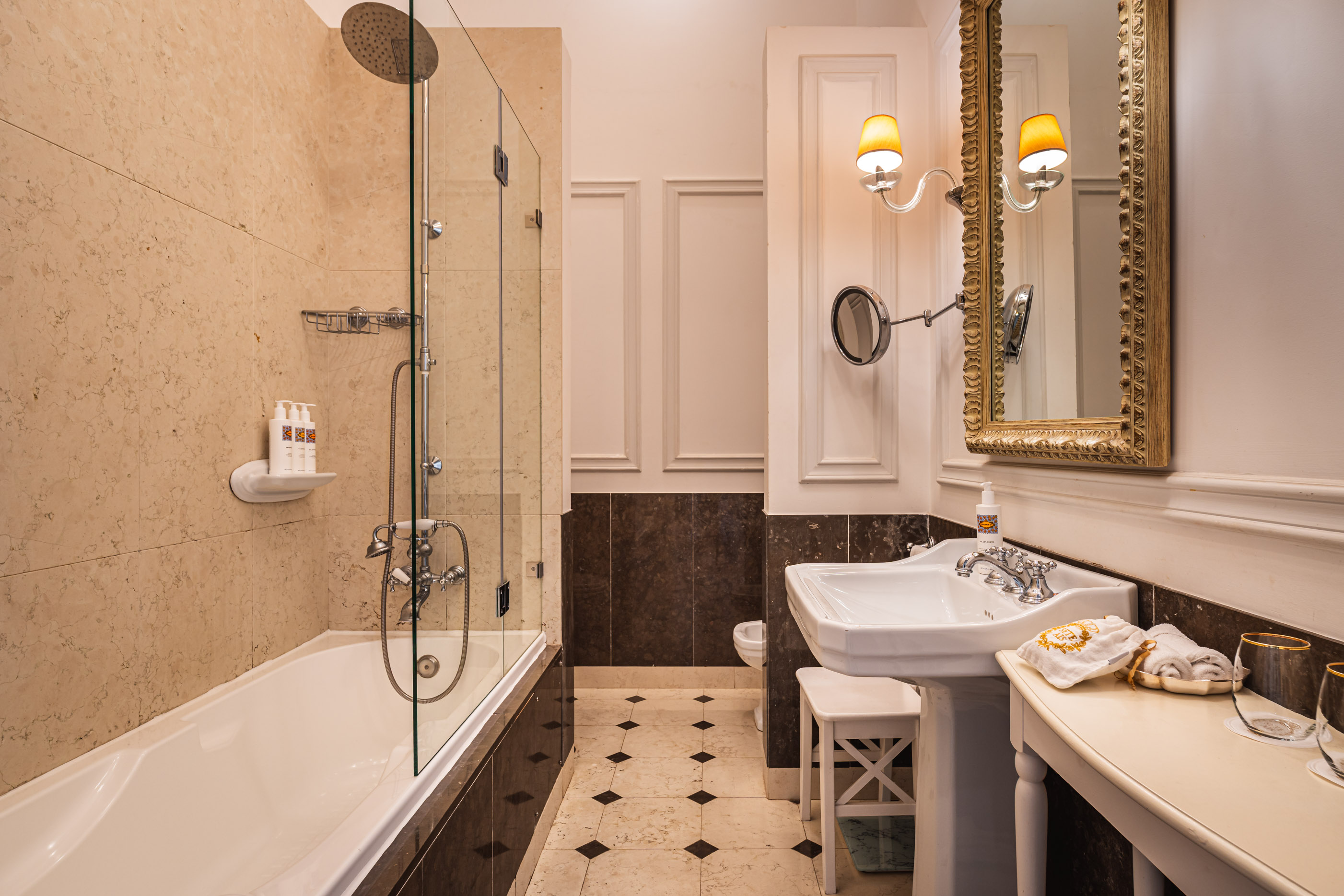 Suite King Bed One Bedroom 