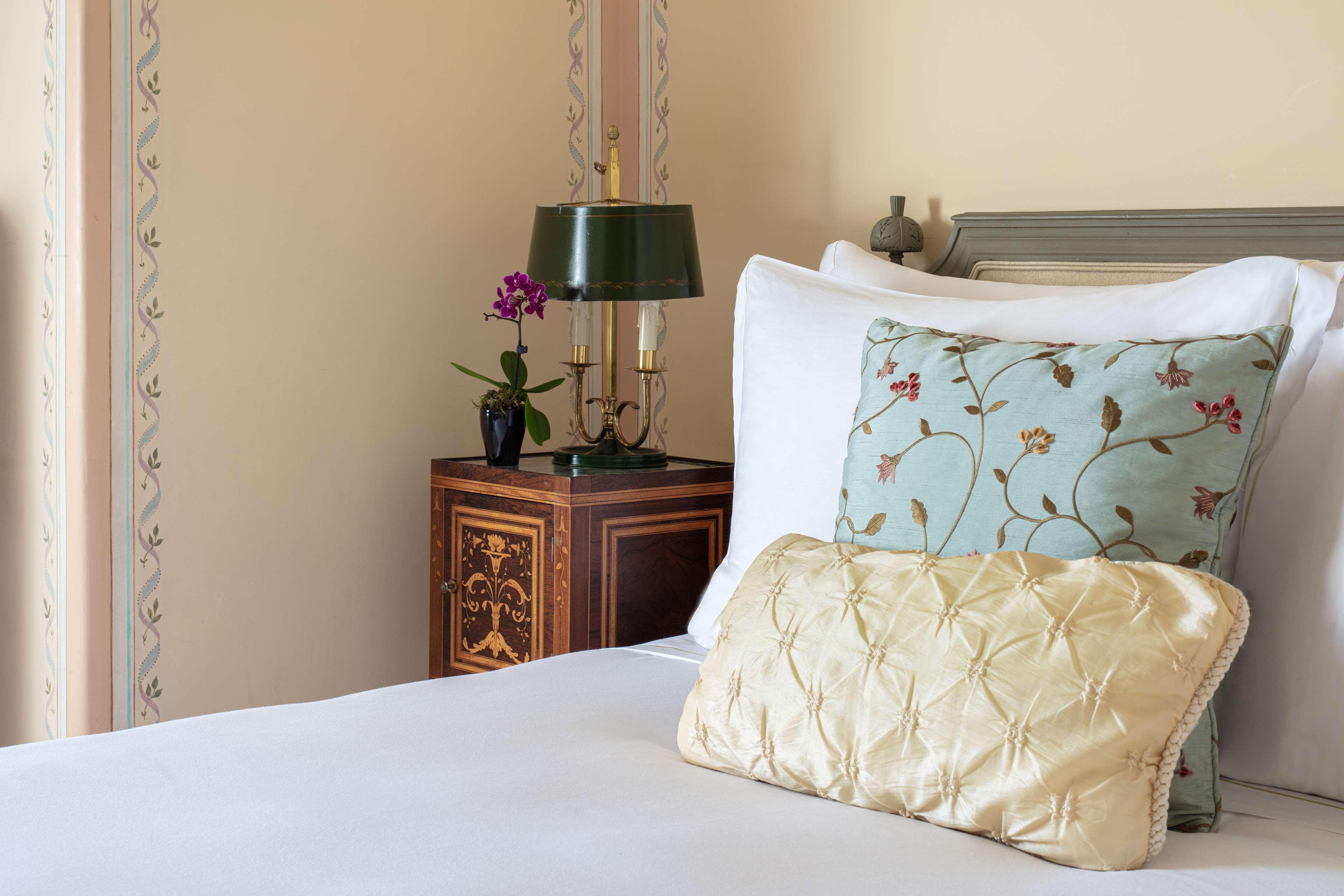 Double Deluxe with Views