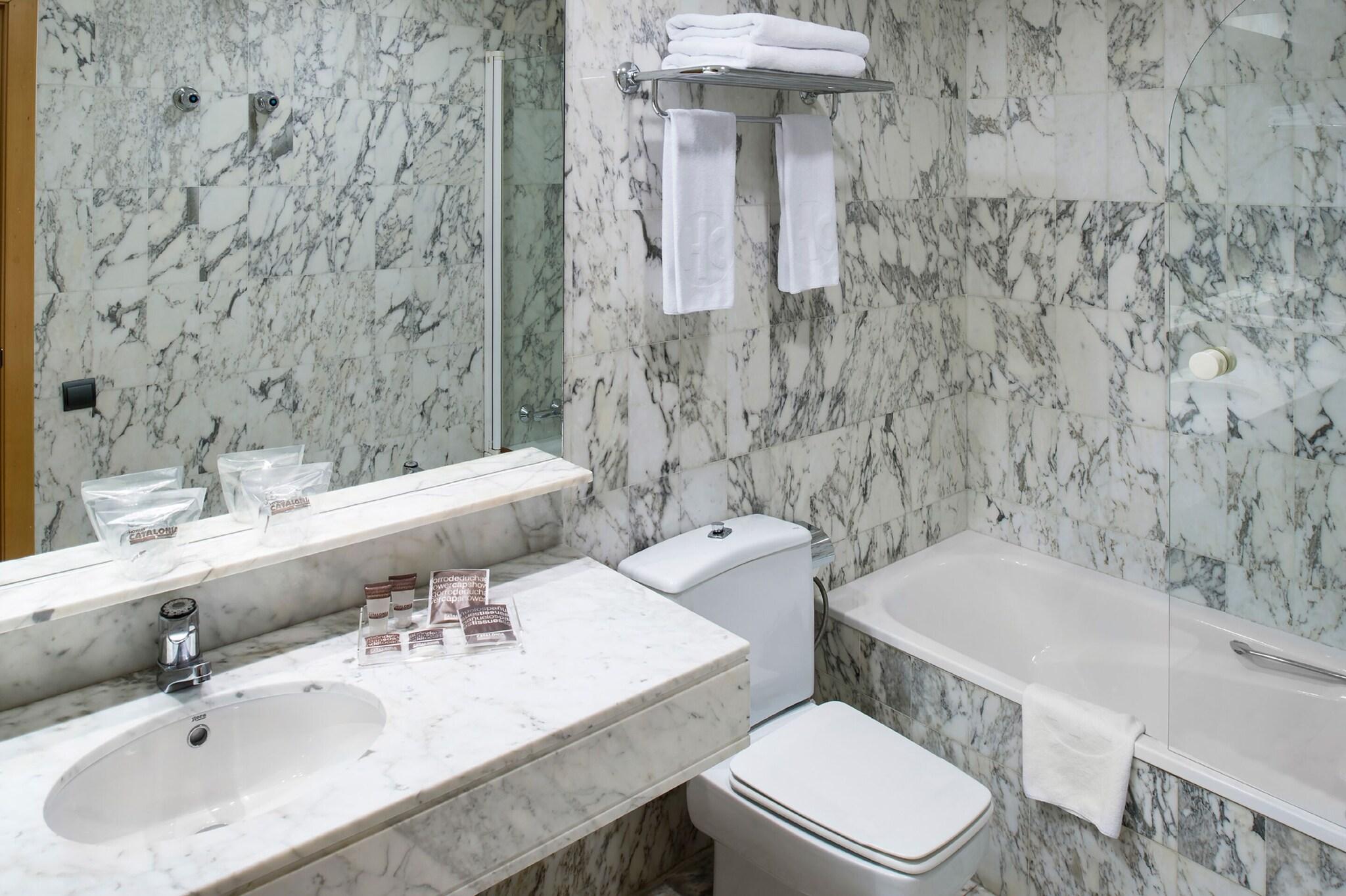 Double Single Premium Queen Bed