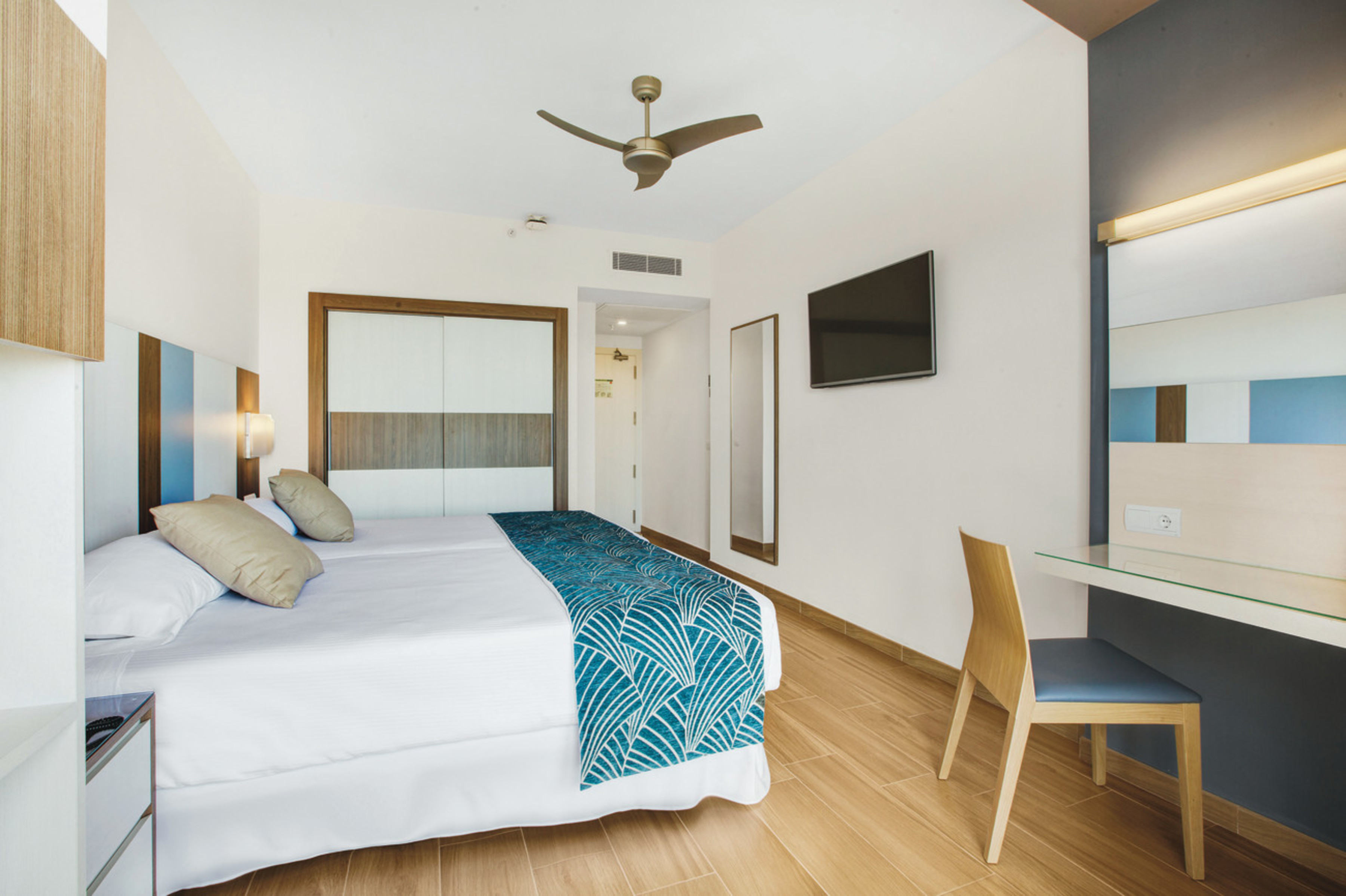 Double or Twin Standard