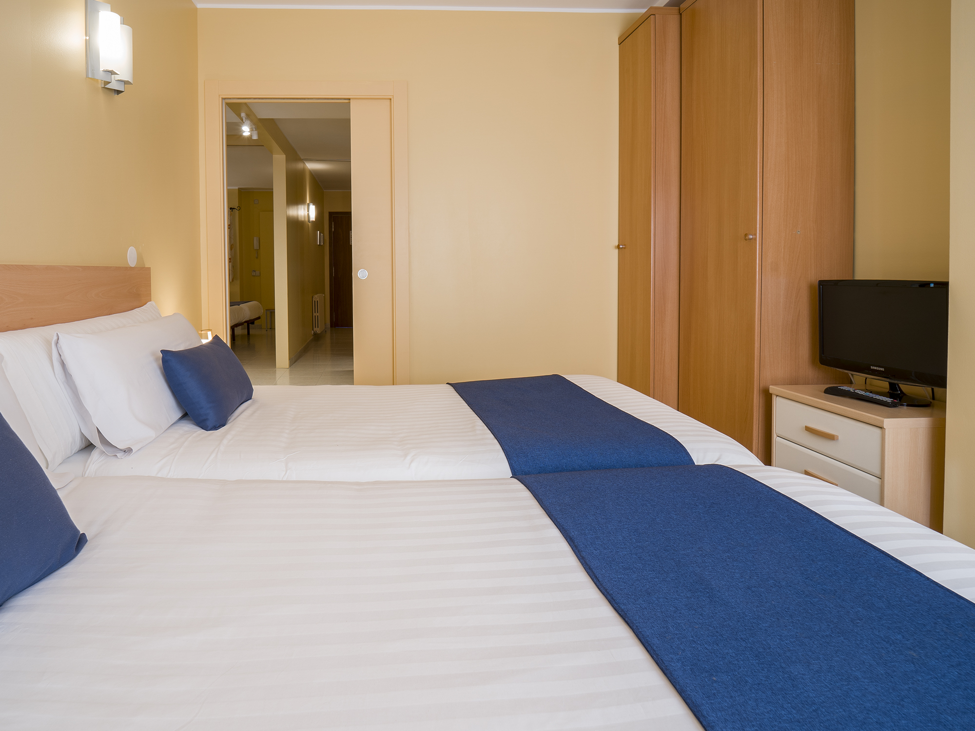 Apartment Two Bedrooms Two Bathrooms