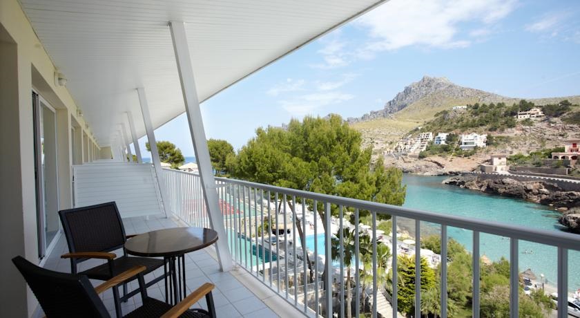 Double or Twin Sea View