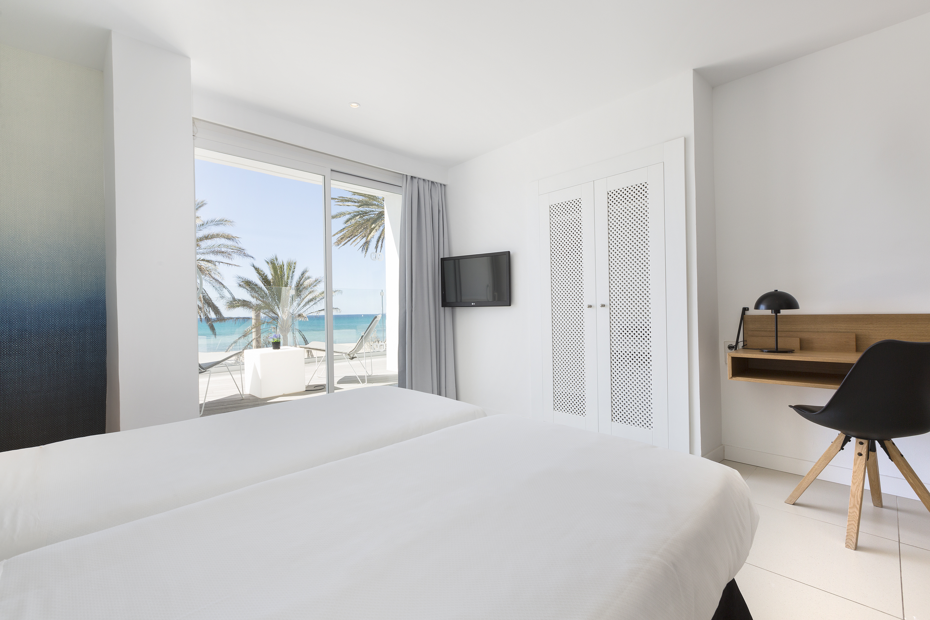 Double or Twin Sea View