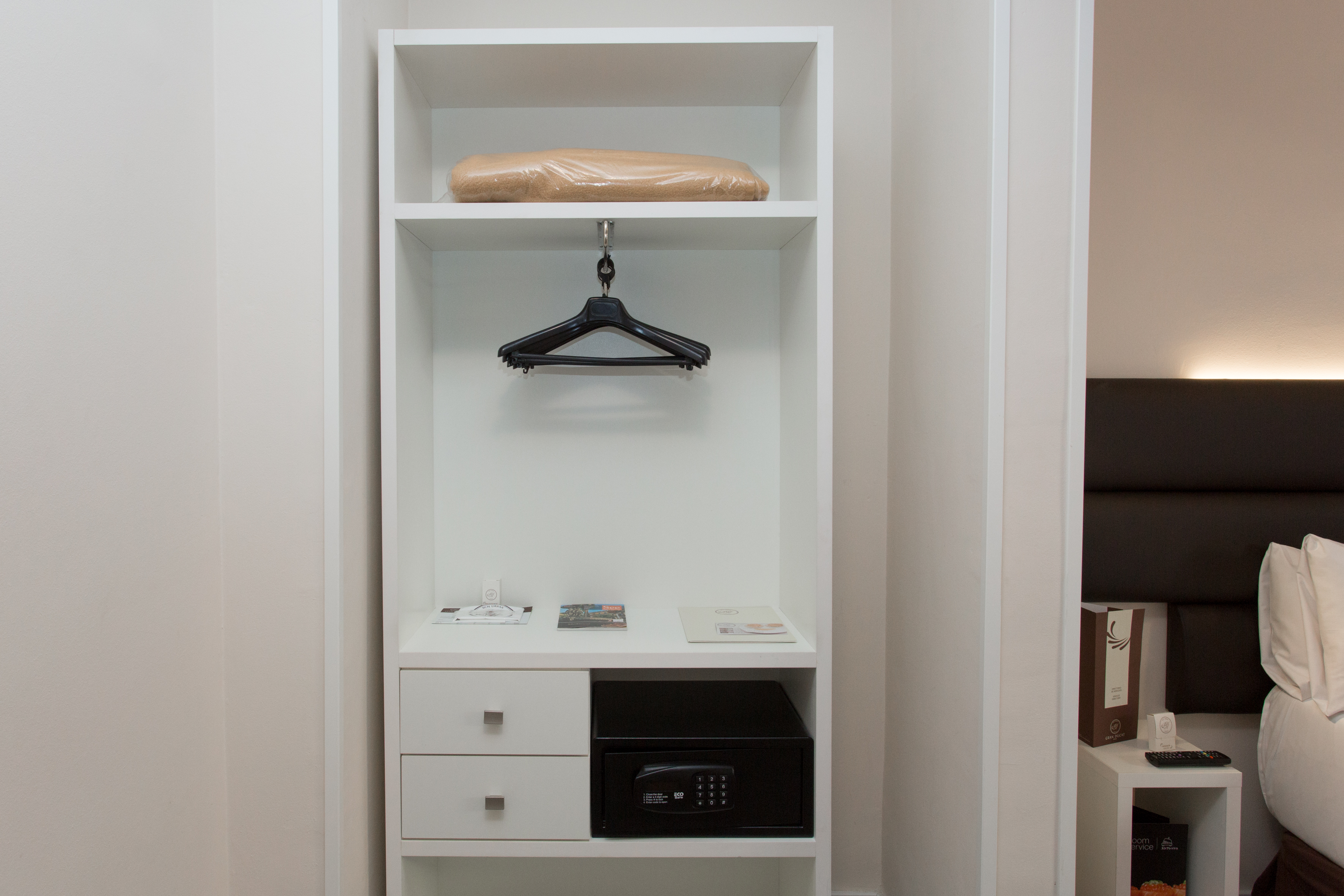 Double or Twin Standard