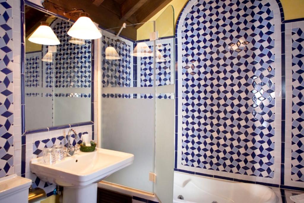 Double or Twin Superior