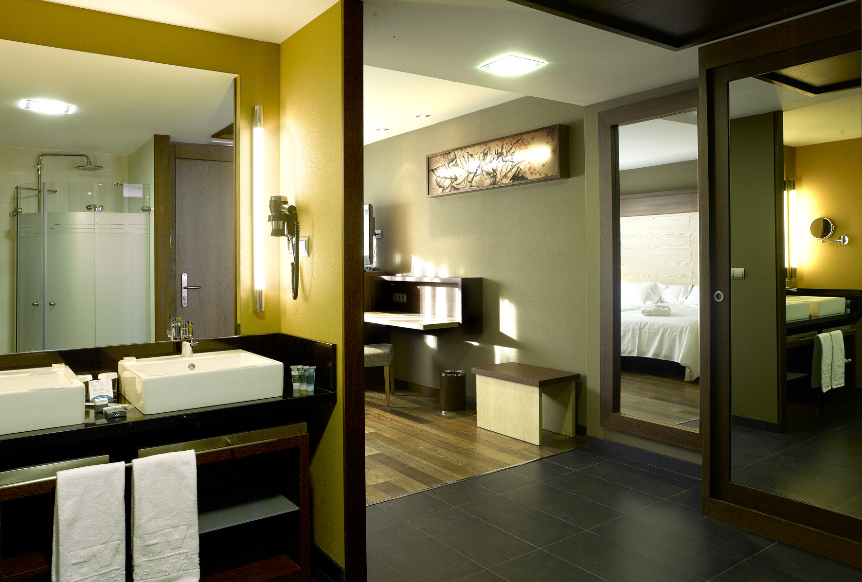 Junior Suite Standard