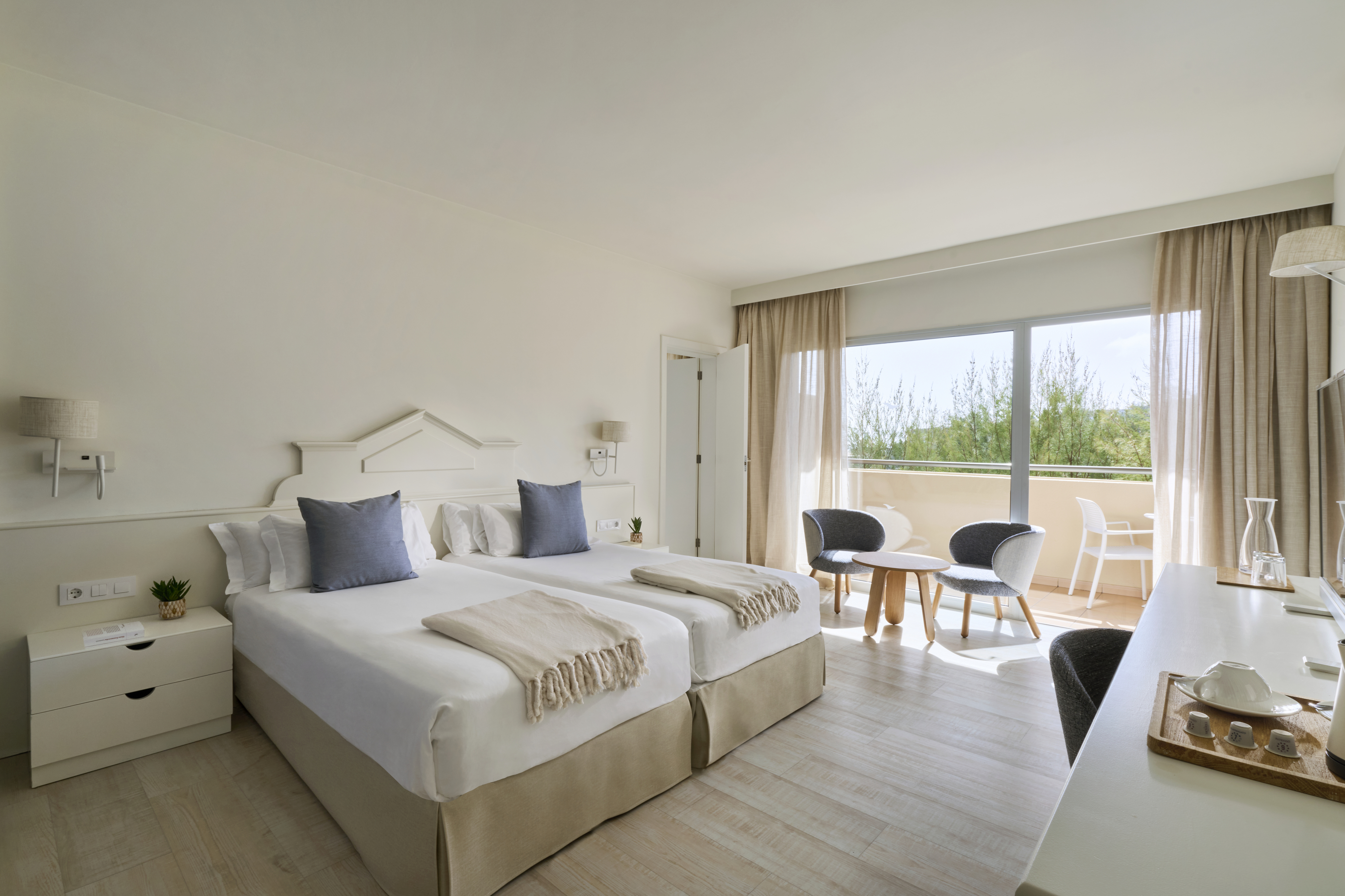Double or Twin Connecting Room