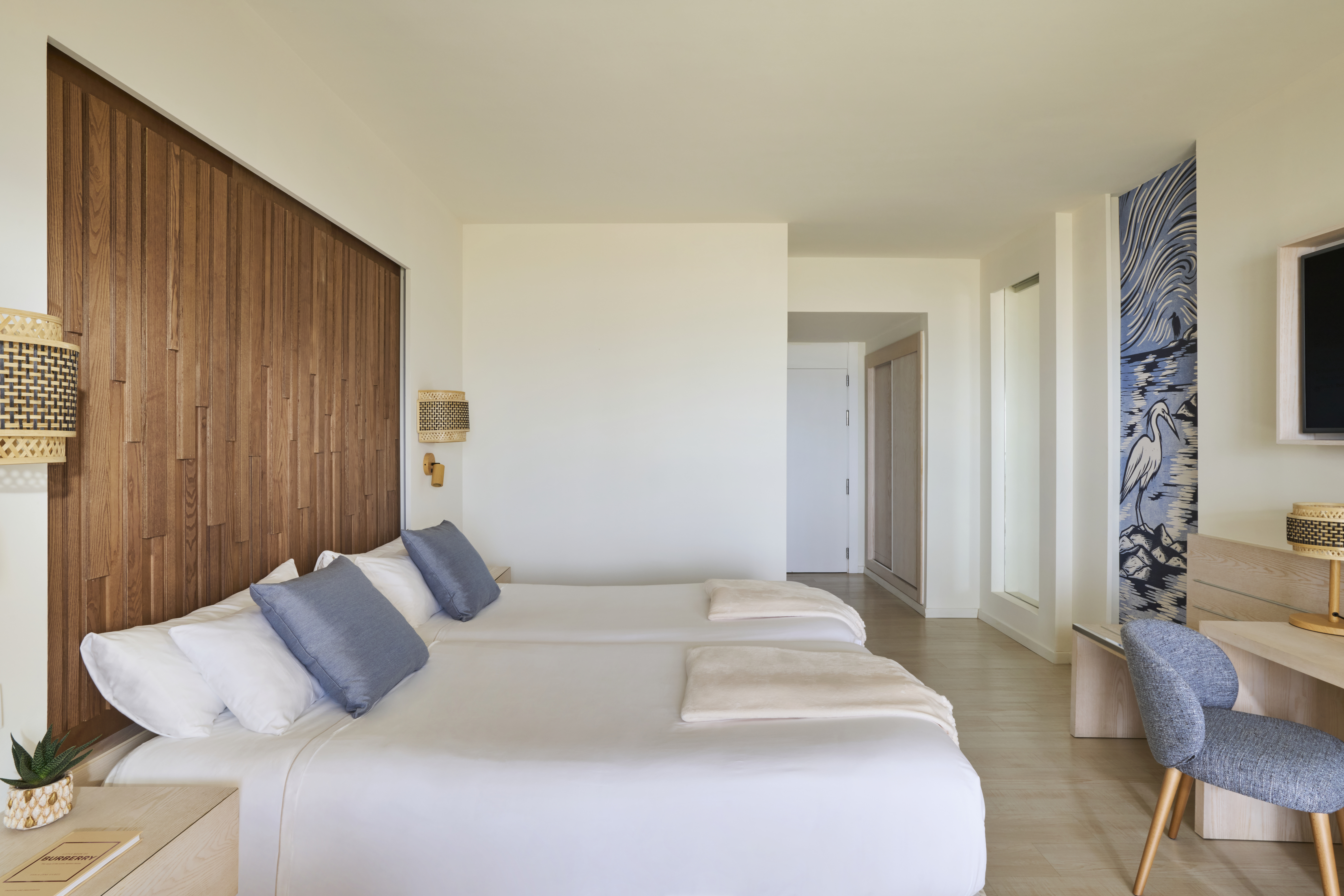 Double or Twin Sea View