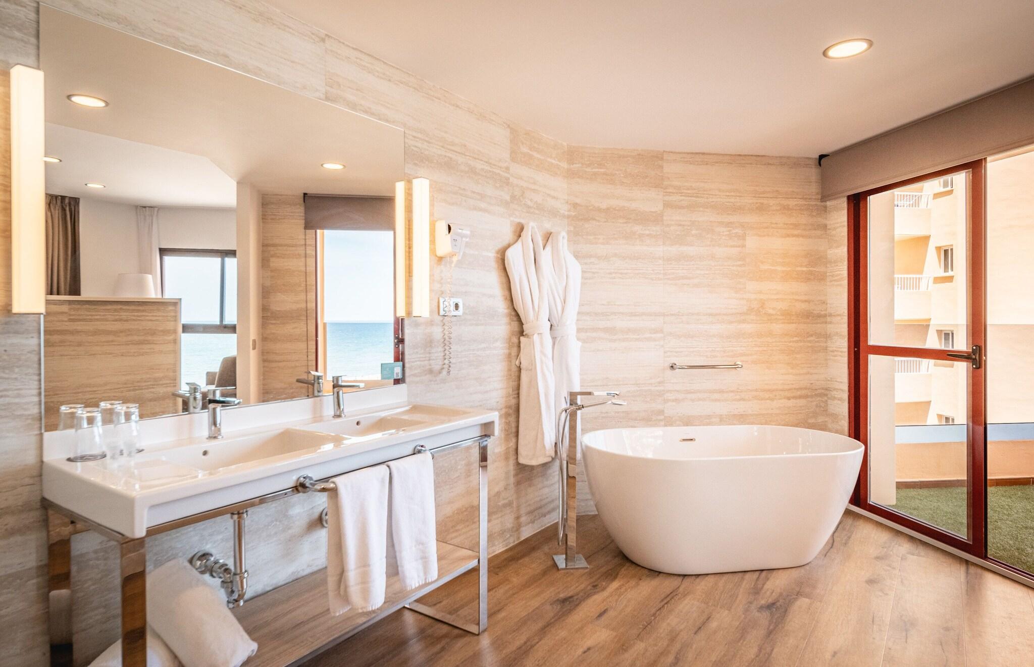 Junior Suite Sea View with Terrace