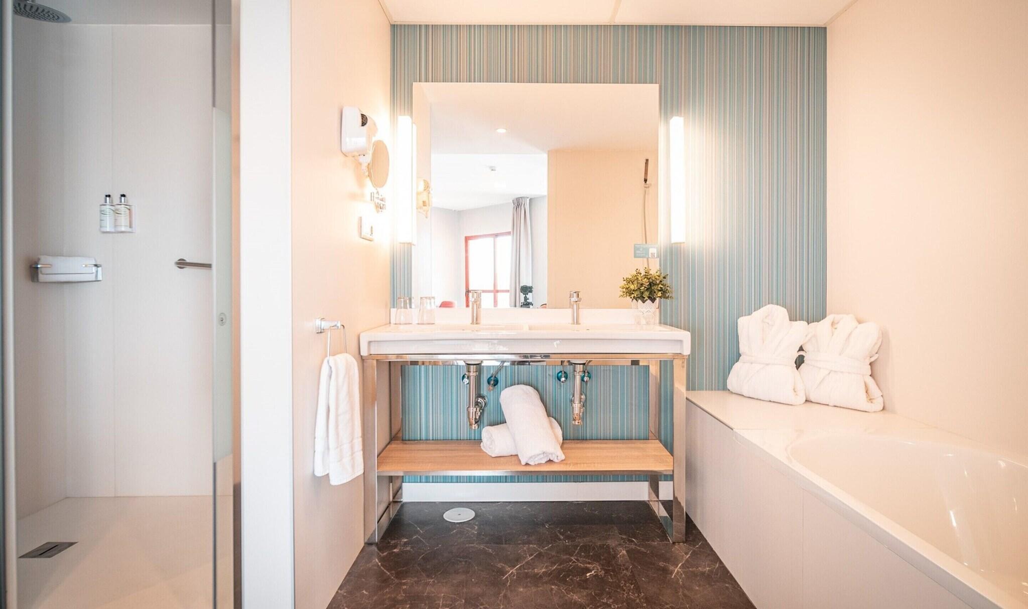 Junior Suite Sea View with Terrace