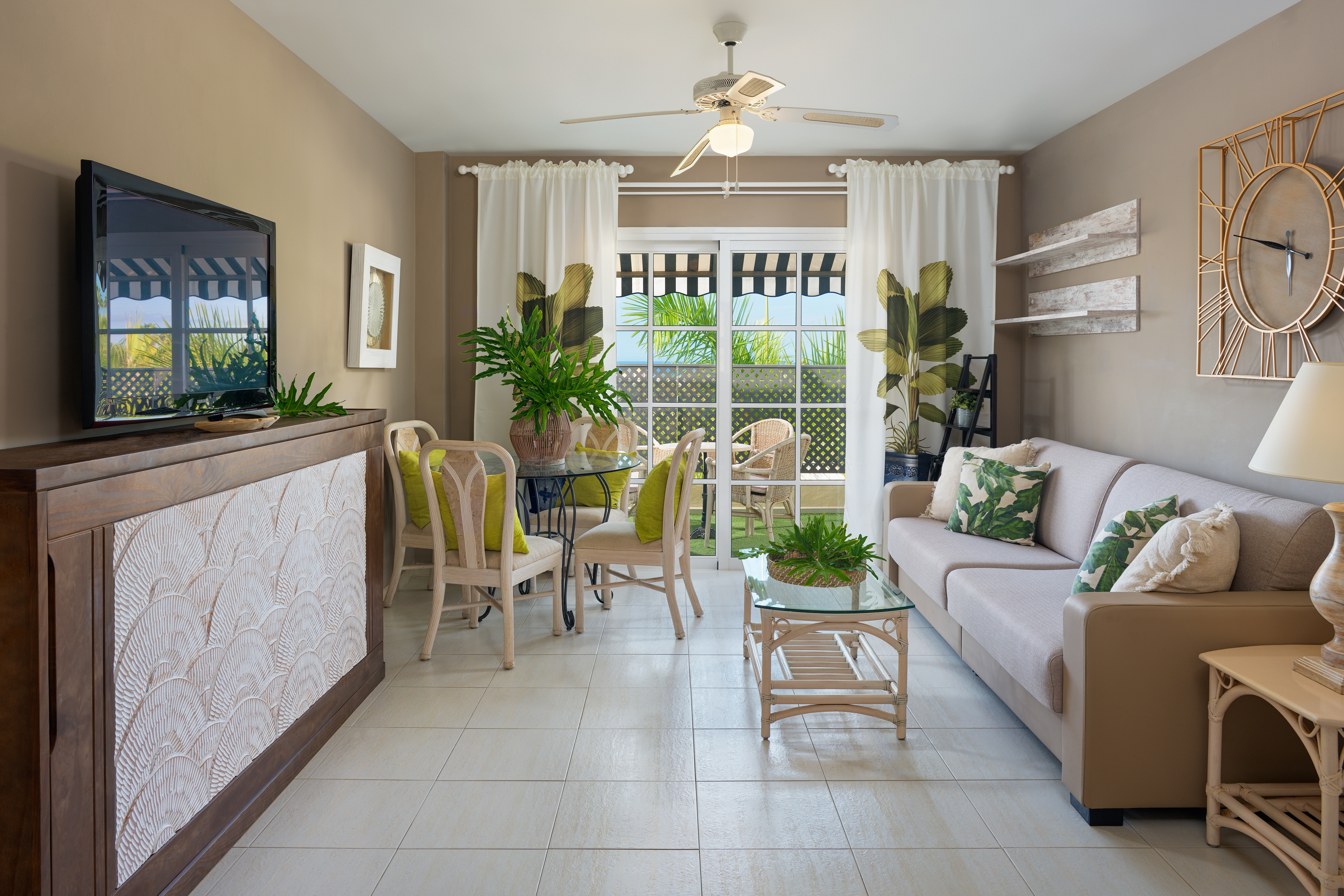 Suite Capacity 6 Two Bedrooms