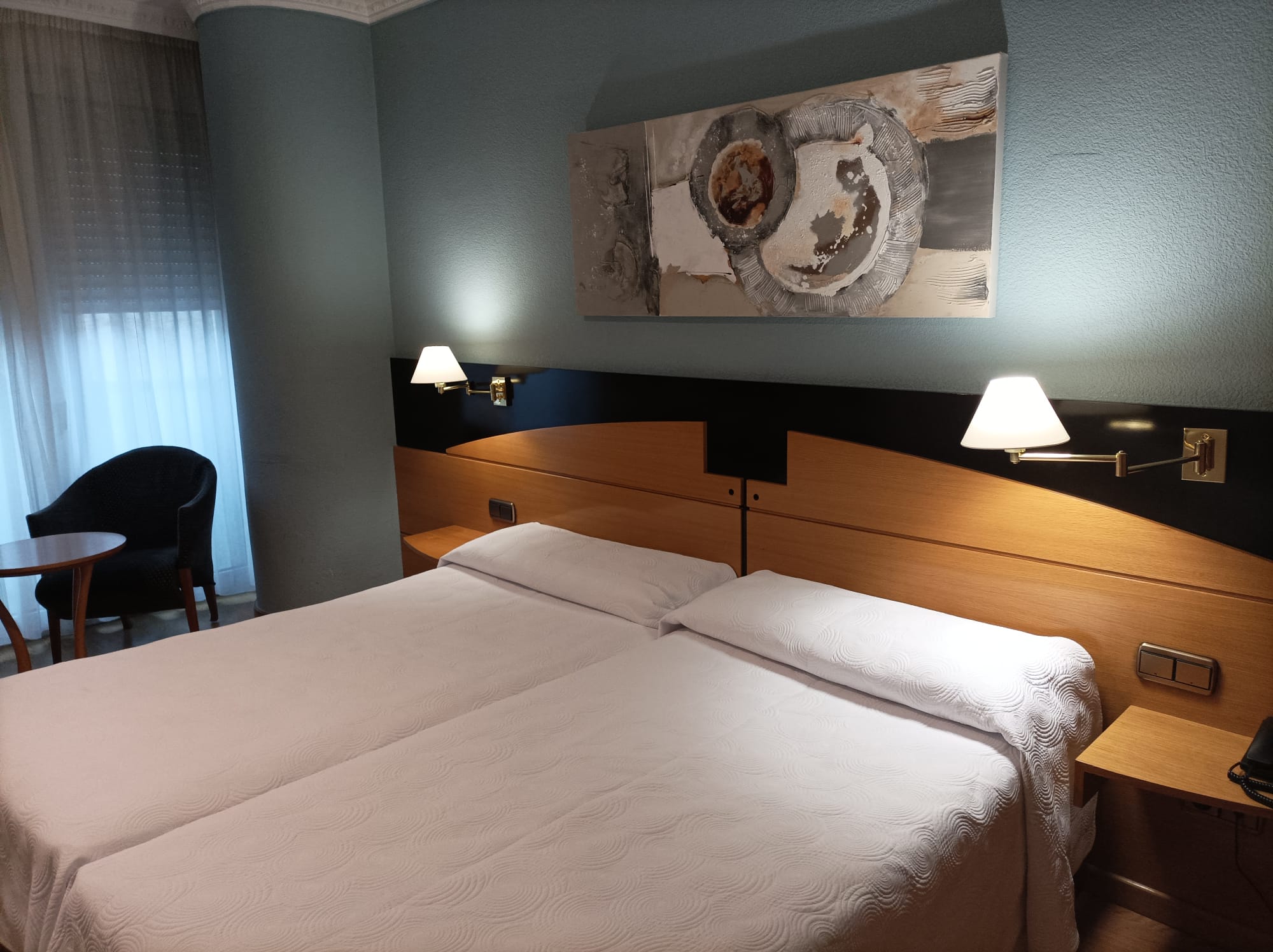 Double or Twin Standard