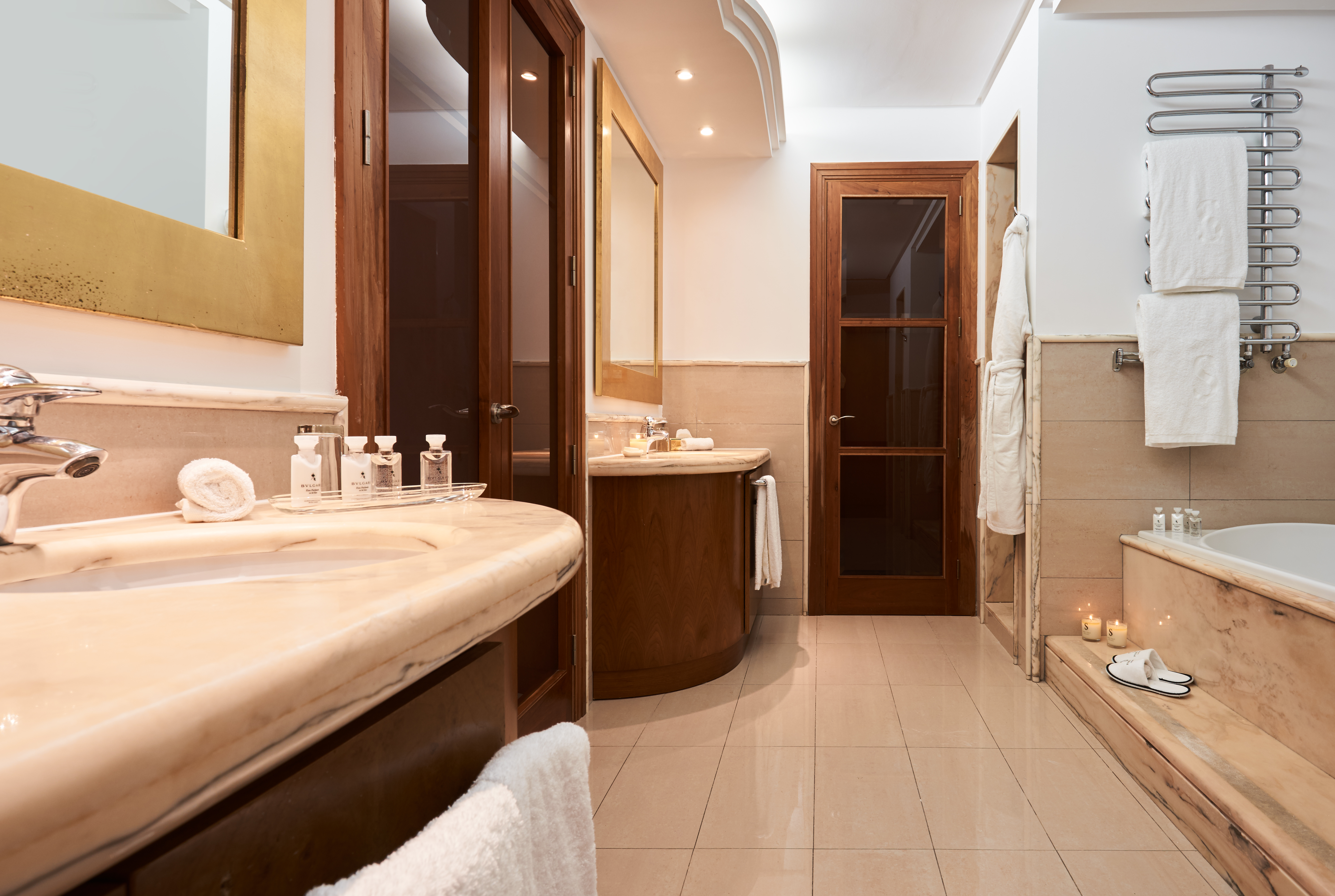 Junior Suite with Jacuzzi