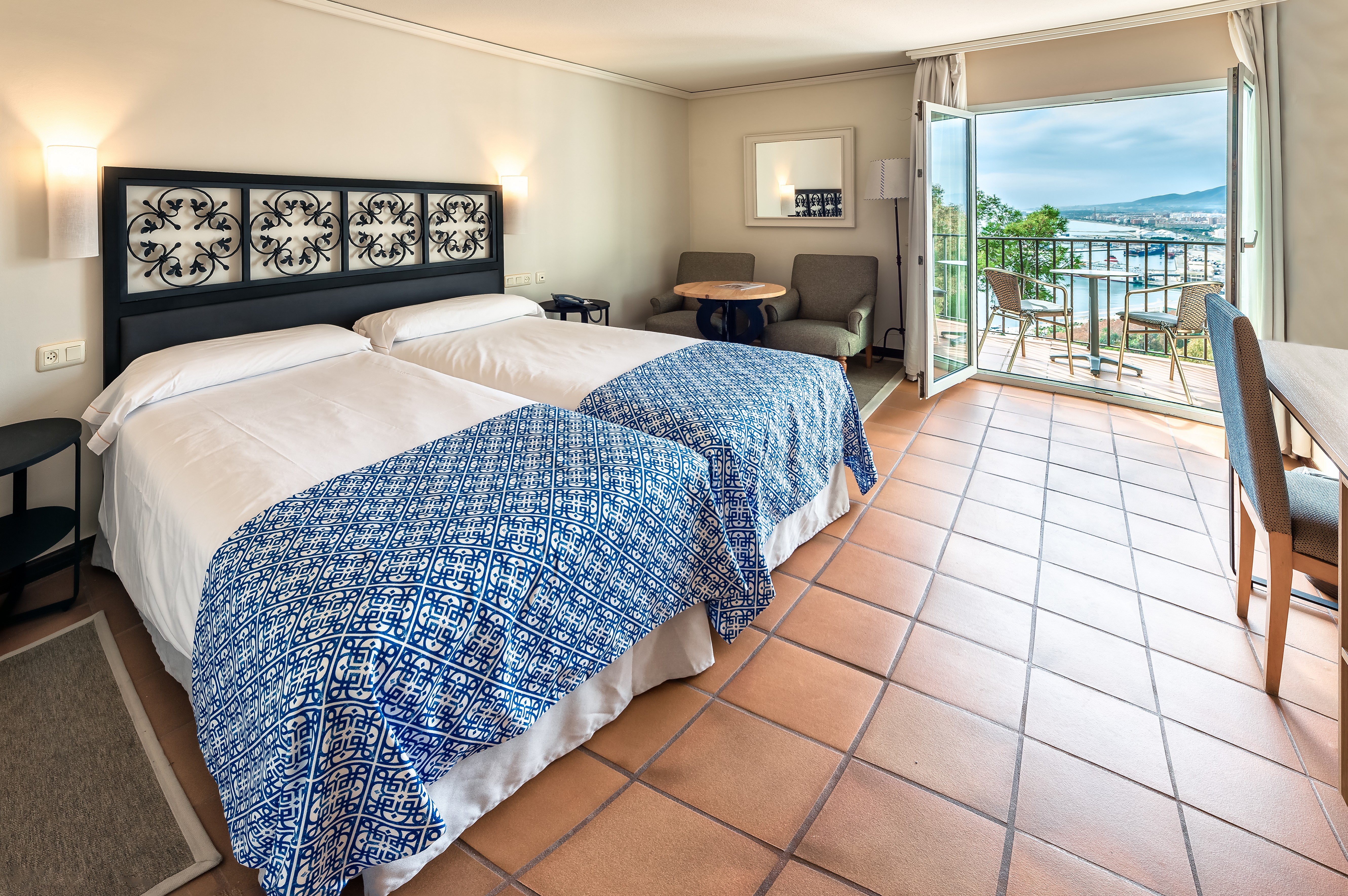 Double or Twin Standard