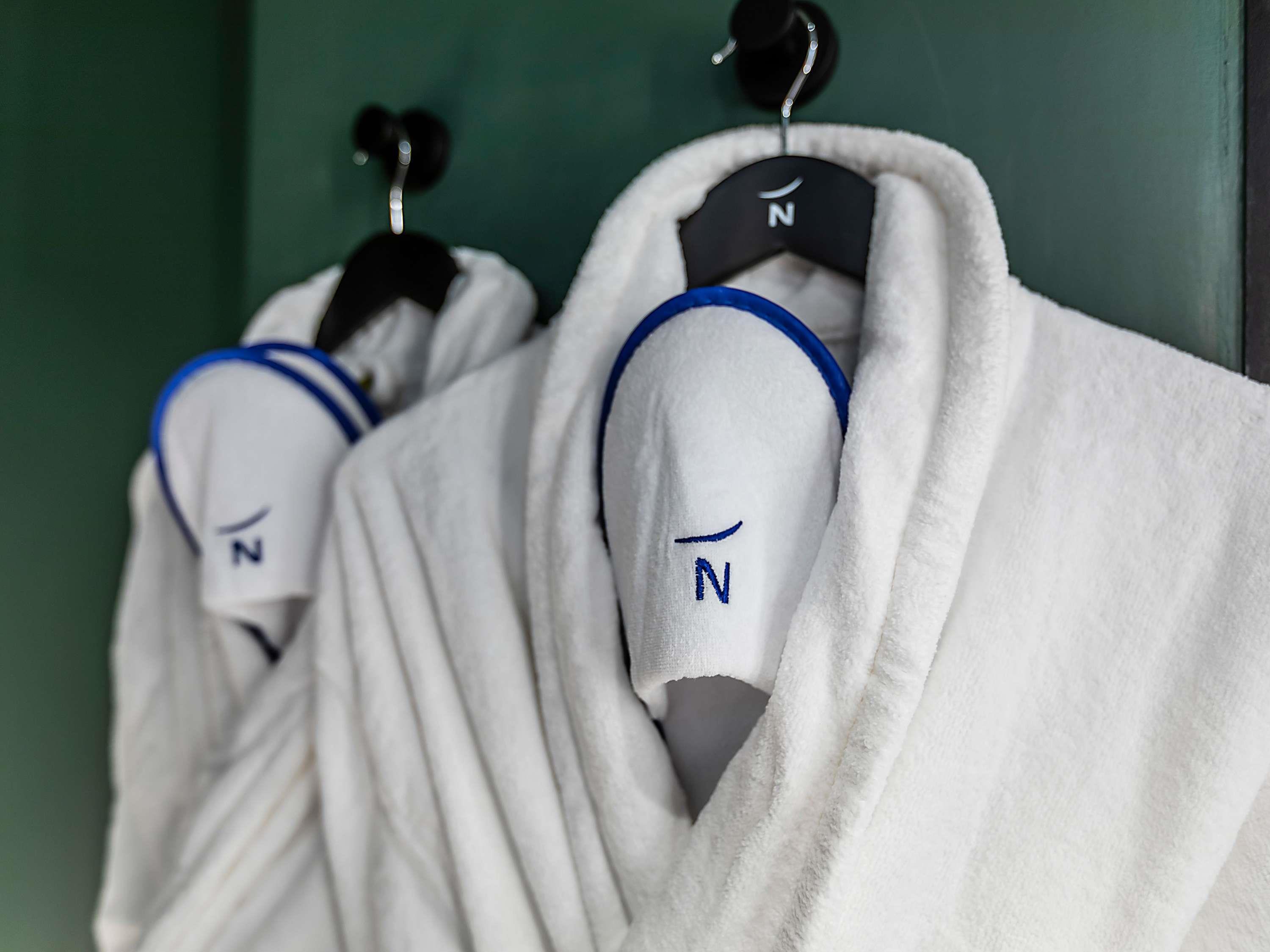 Double Queen Size Bed