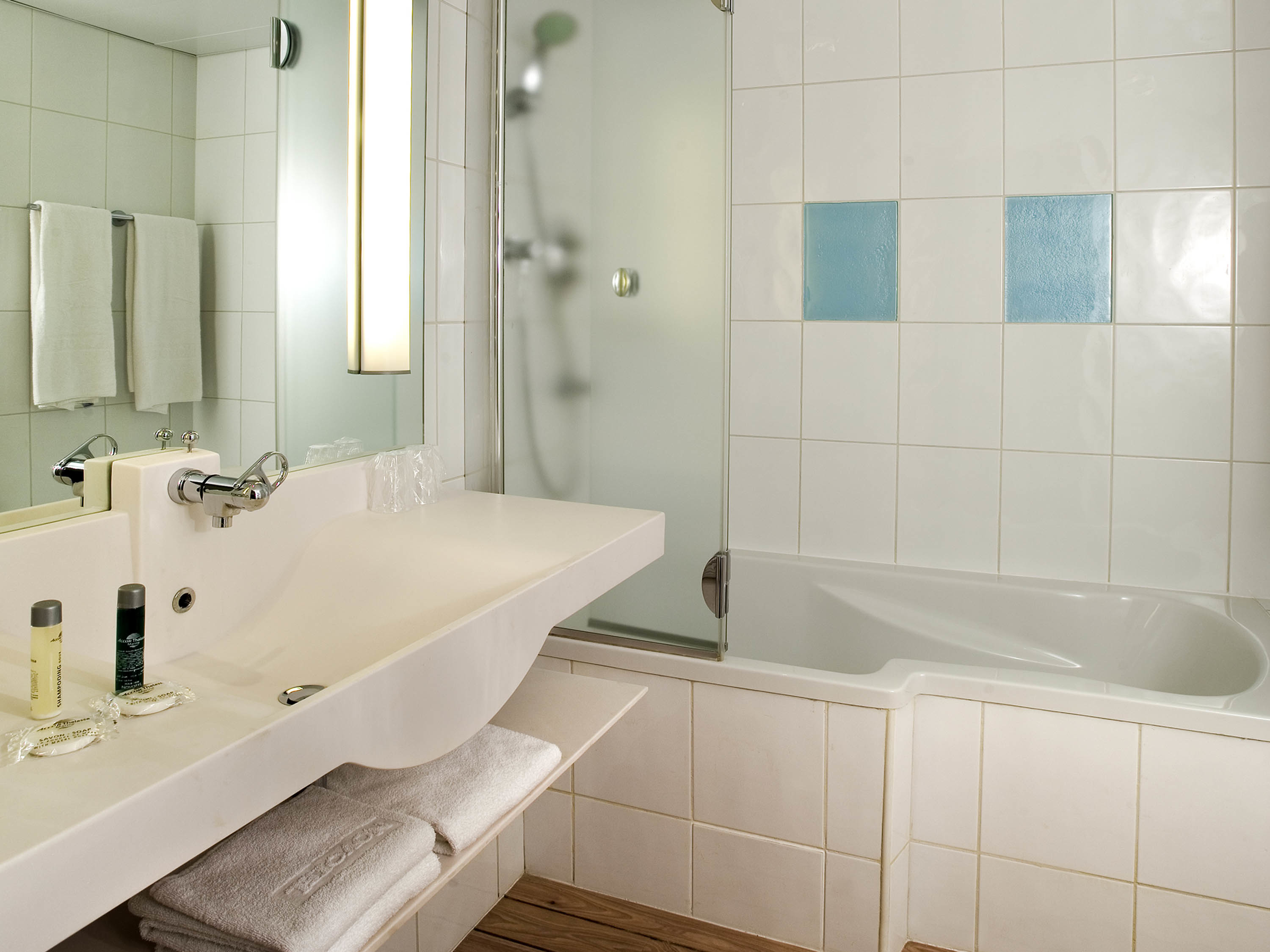 Suite Queen Size Bed