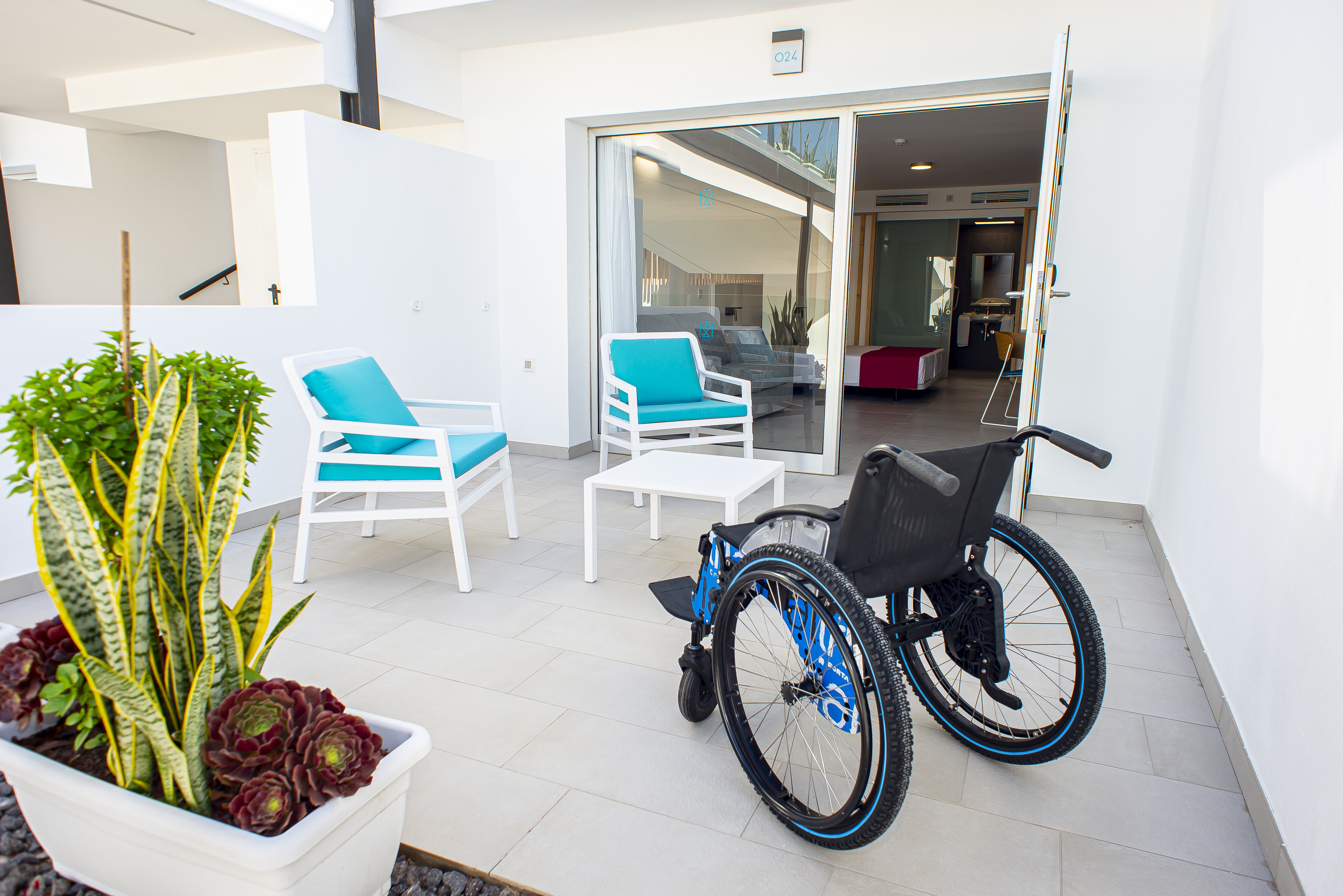 Junior Suite Accessible