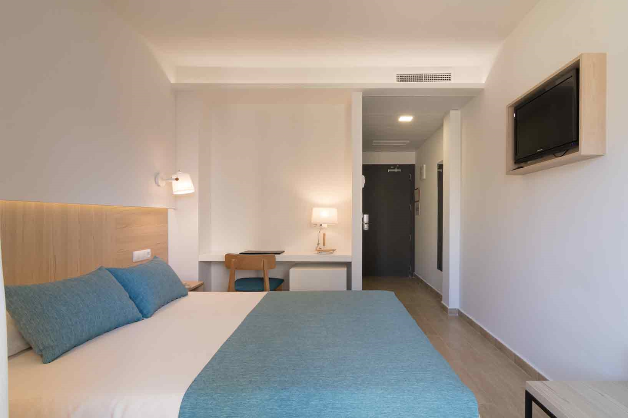 Double or Twin Standard