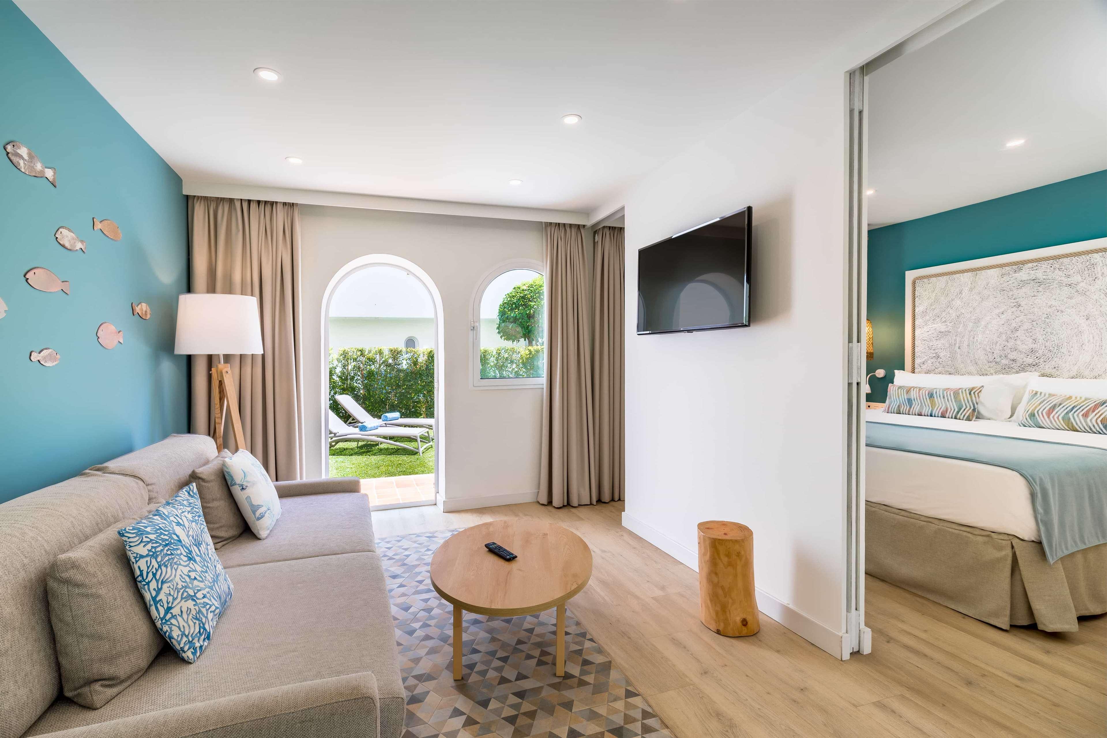 Family Room Deluxe Garden View