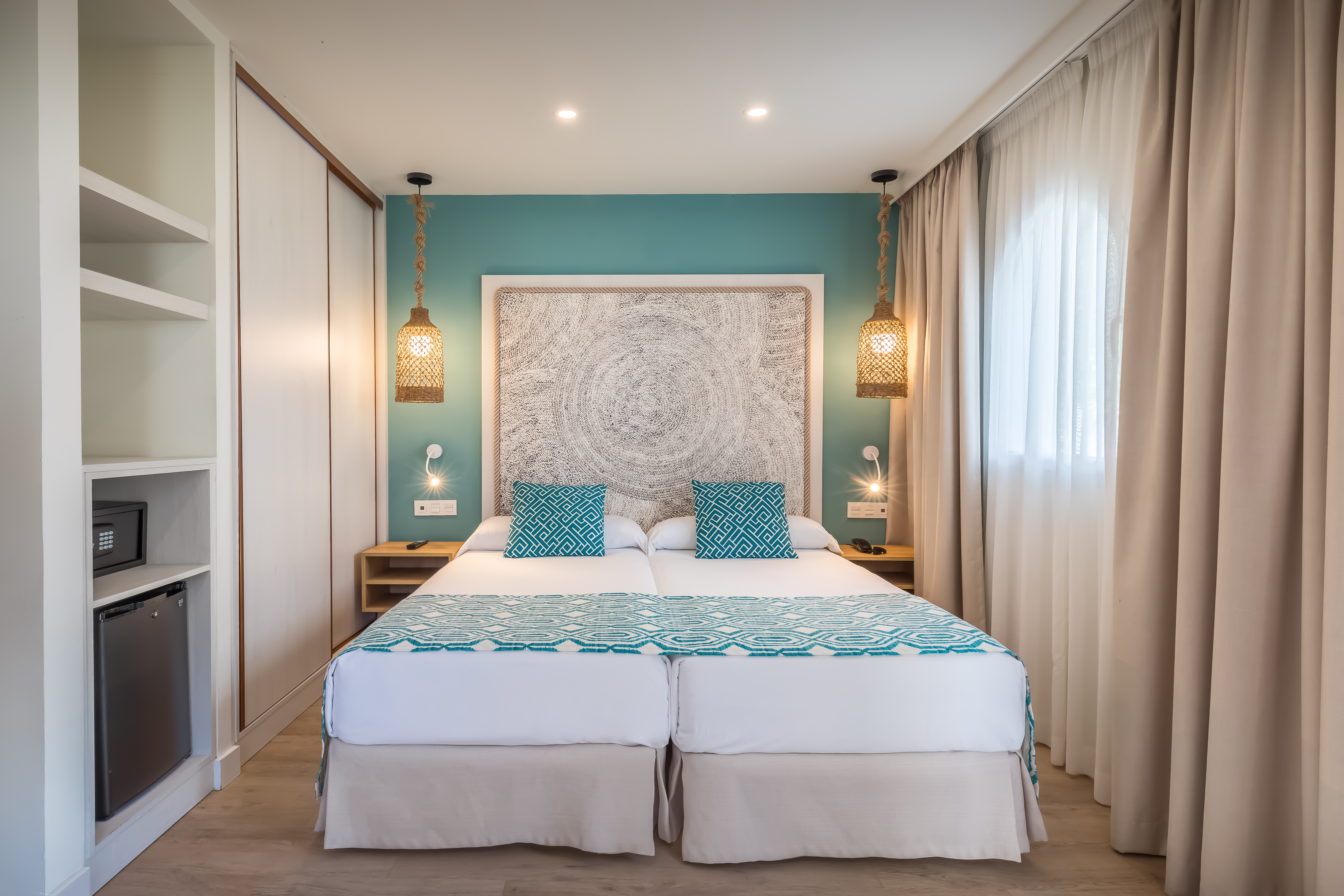 Family Room Connecting Room