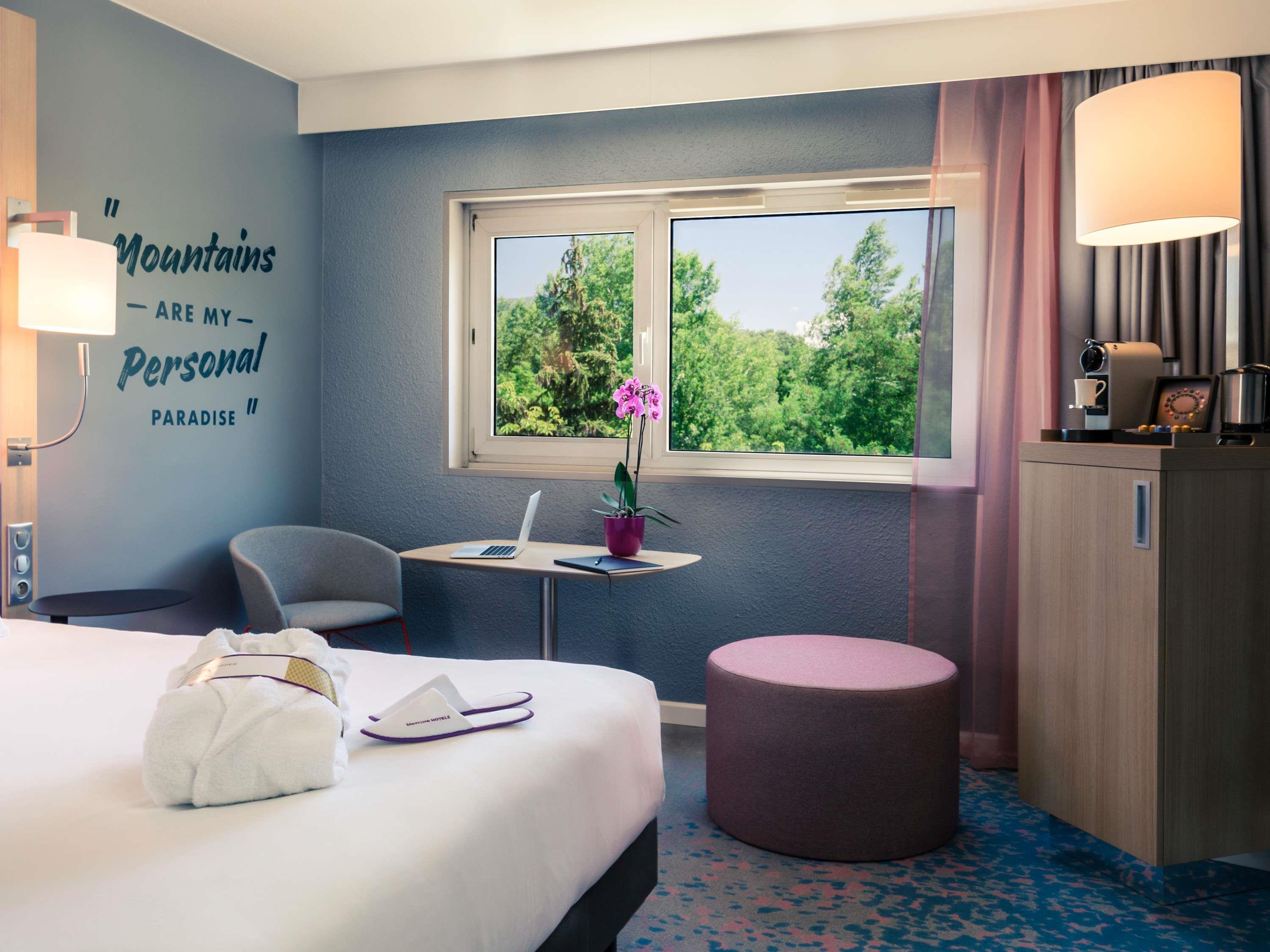 Double Classic Double Bed