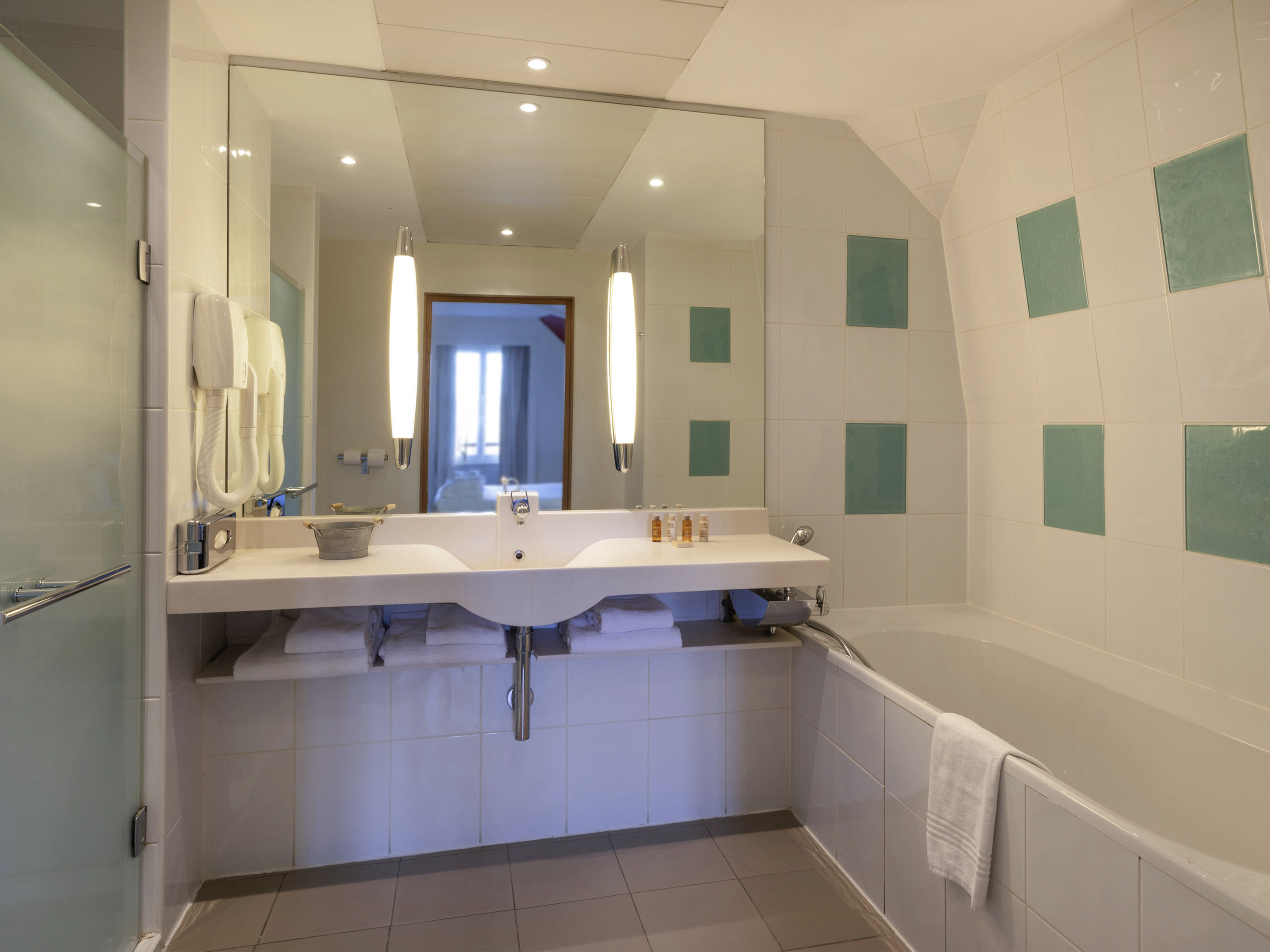 Double Classic Double Bed