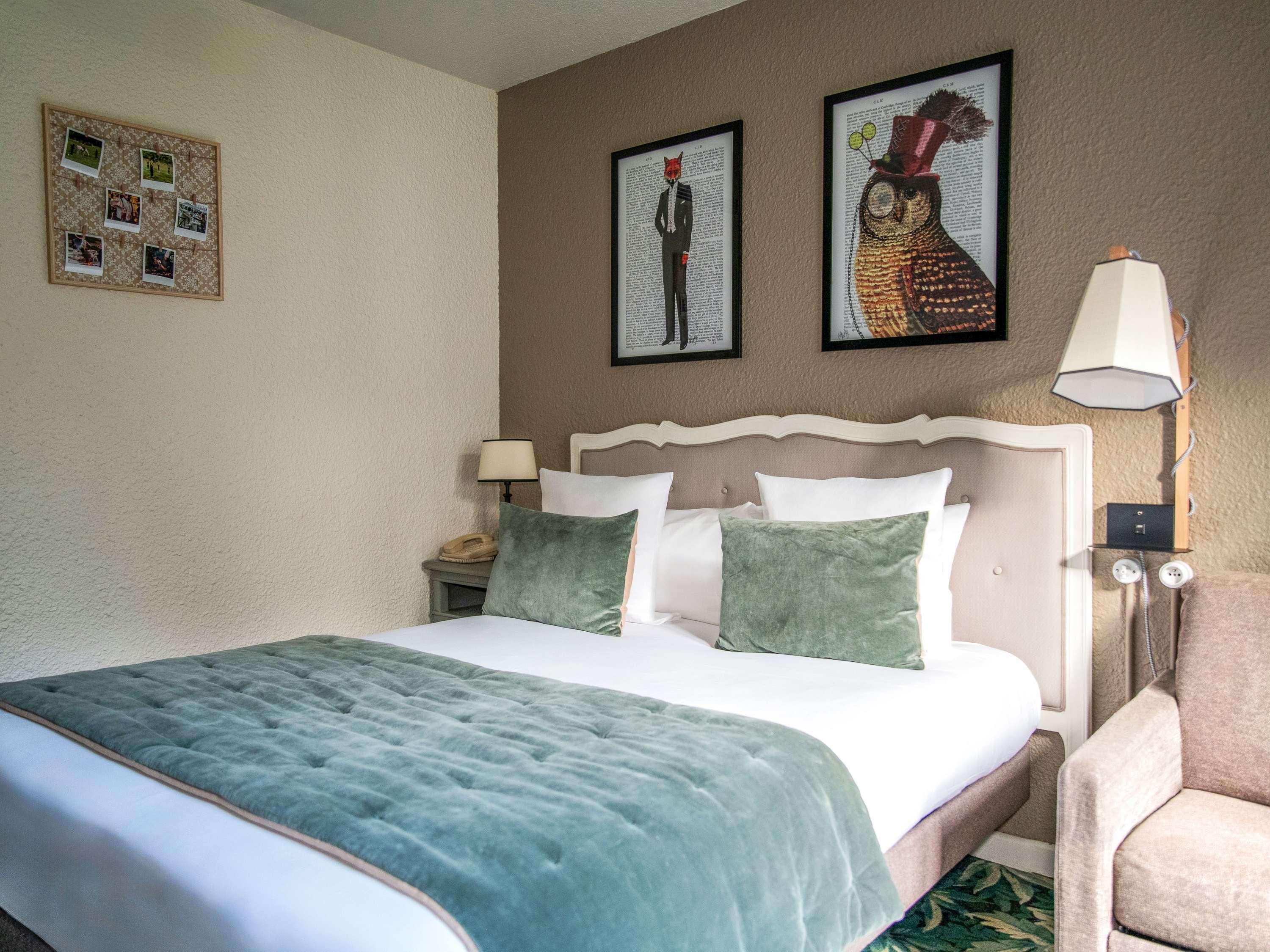 Double Classic Double Bed