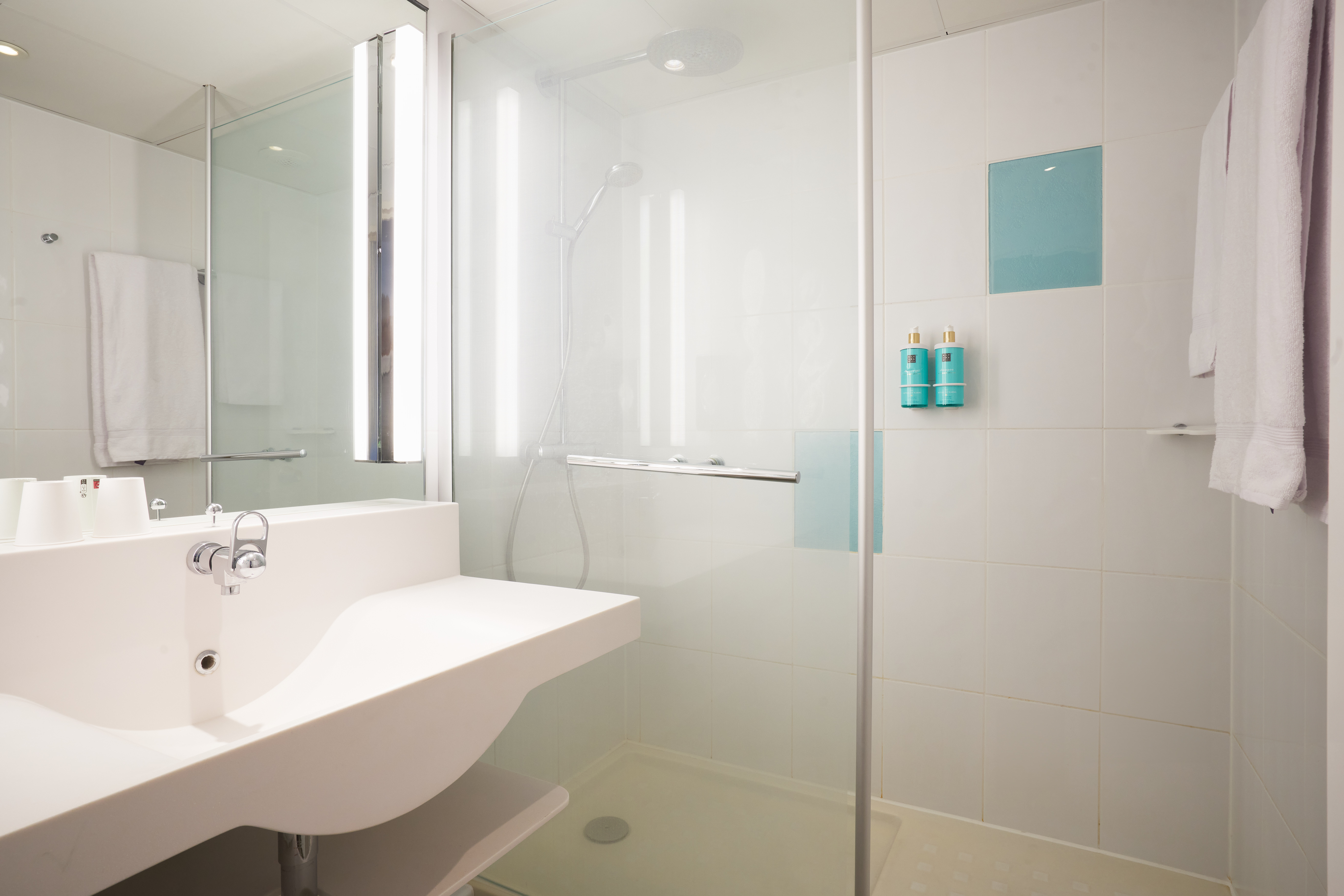 Double Classic Double Bed