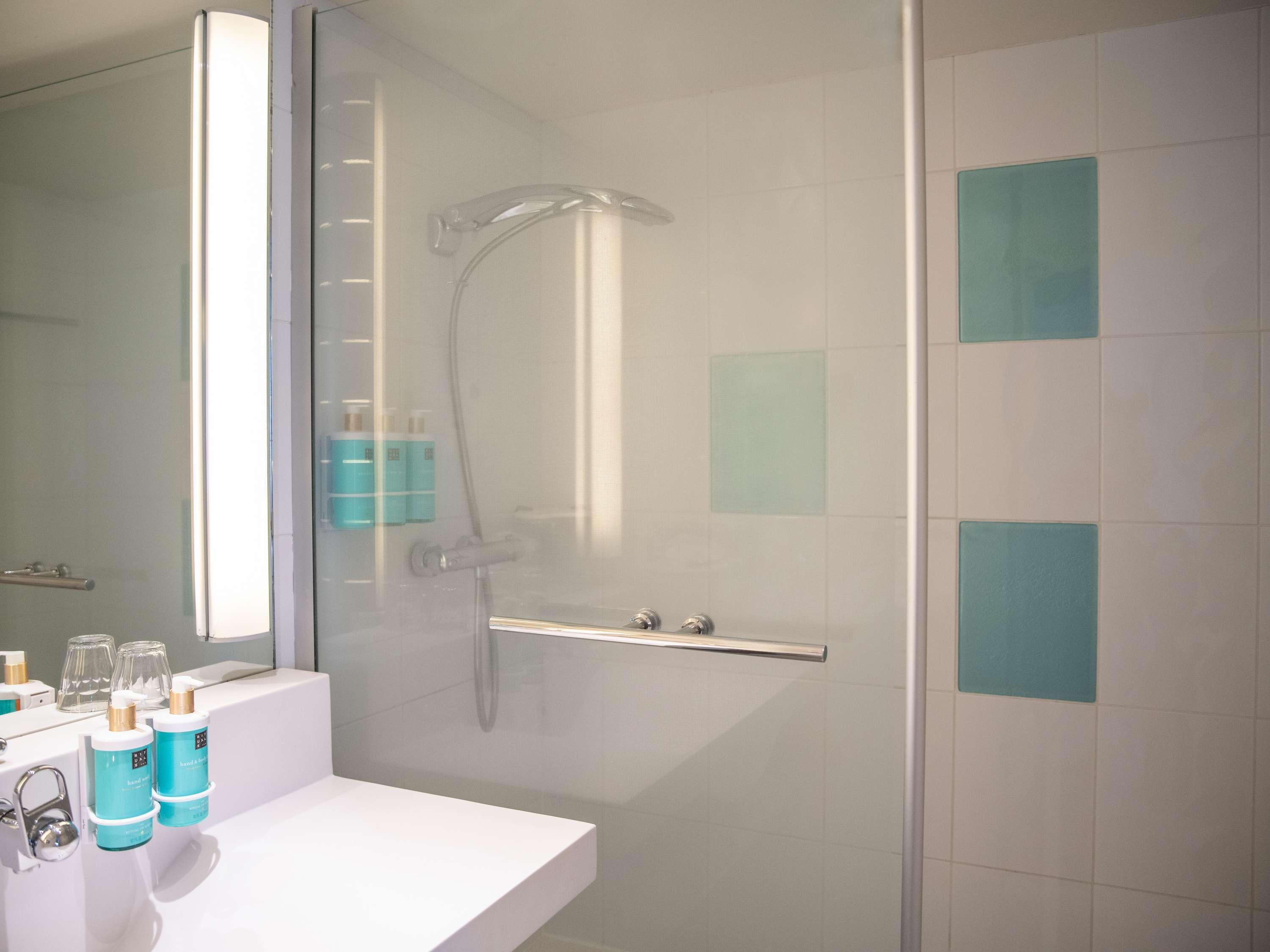 Double Classic Double Bed