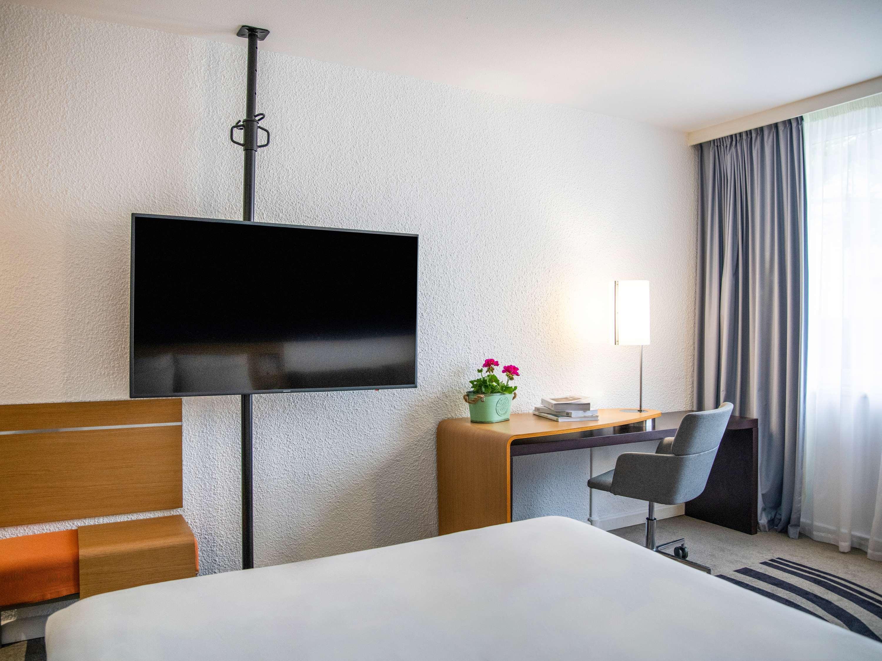 Double Classic Double Bed