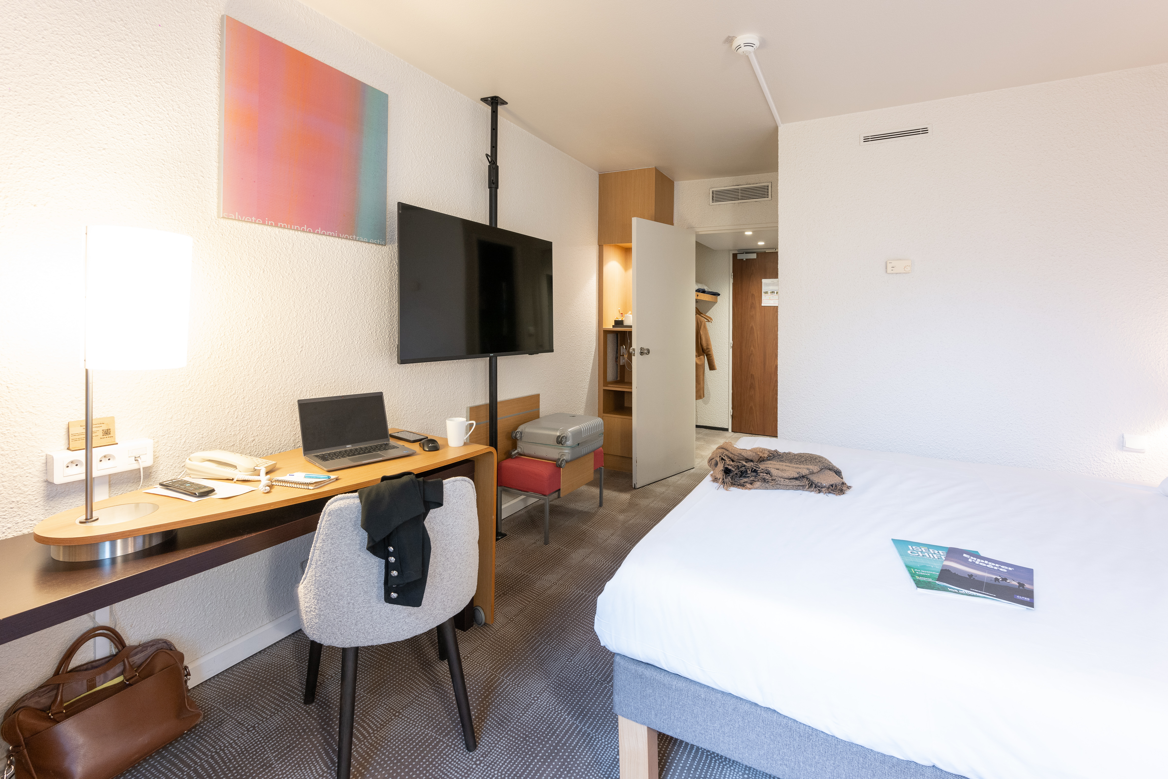 Double or Twin Standard