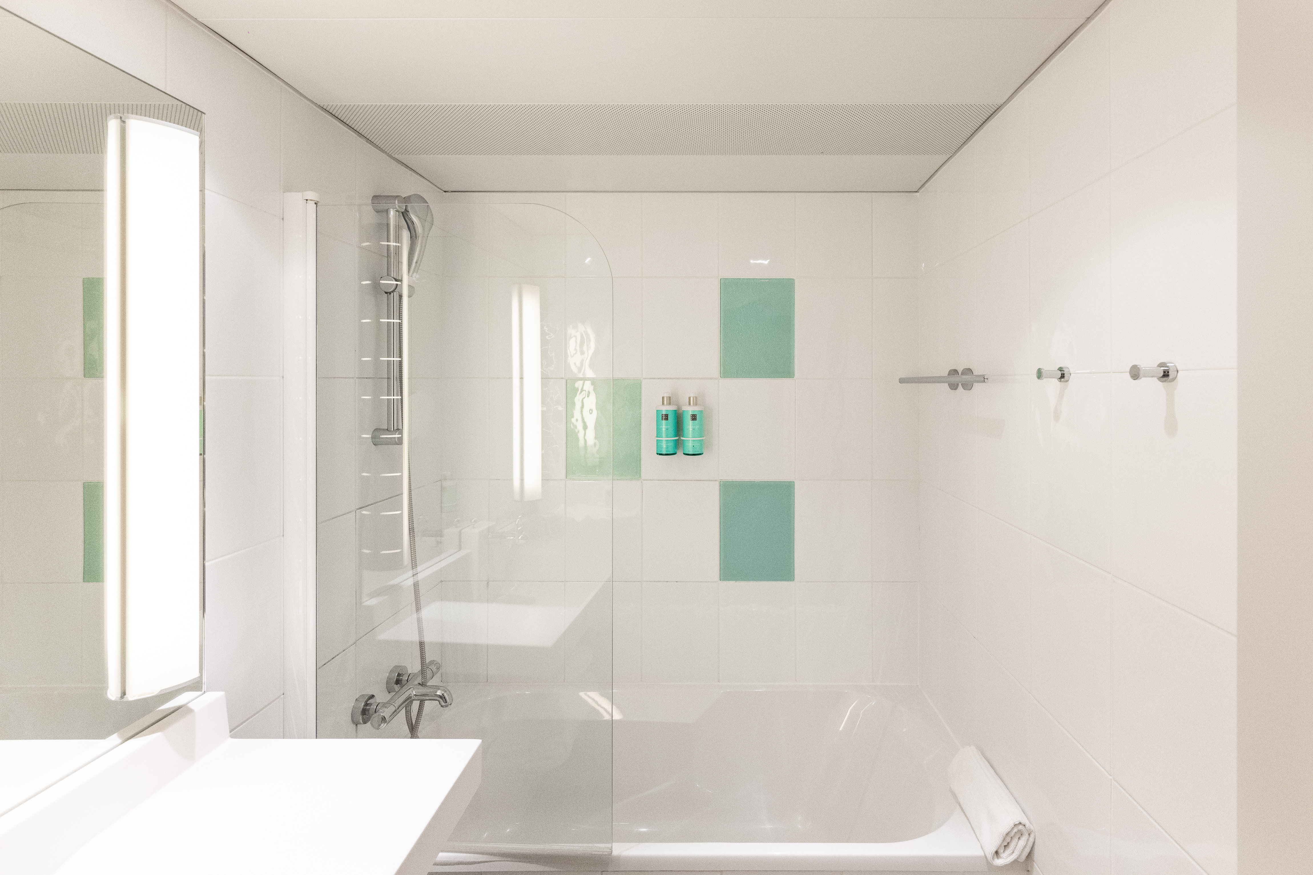 Double Superior Queen Bed