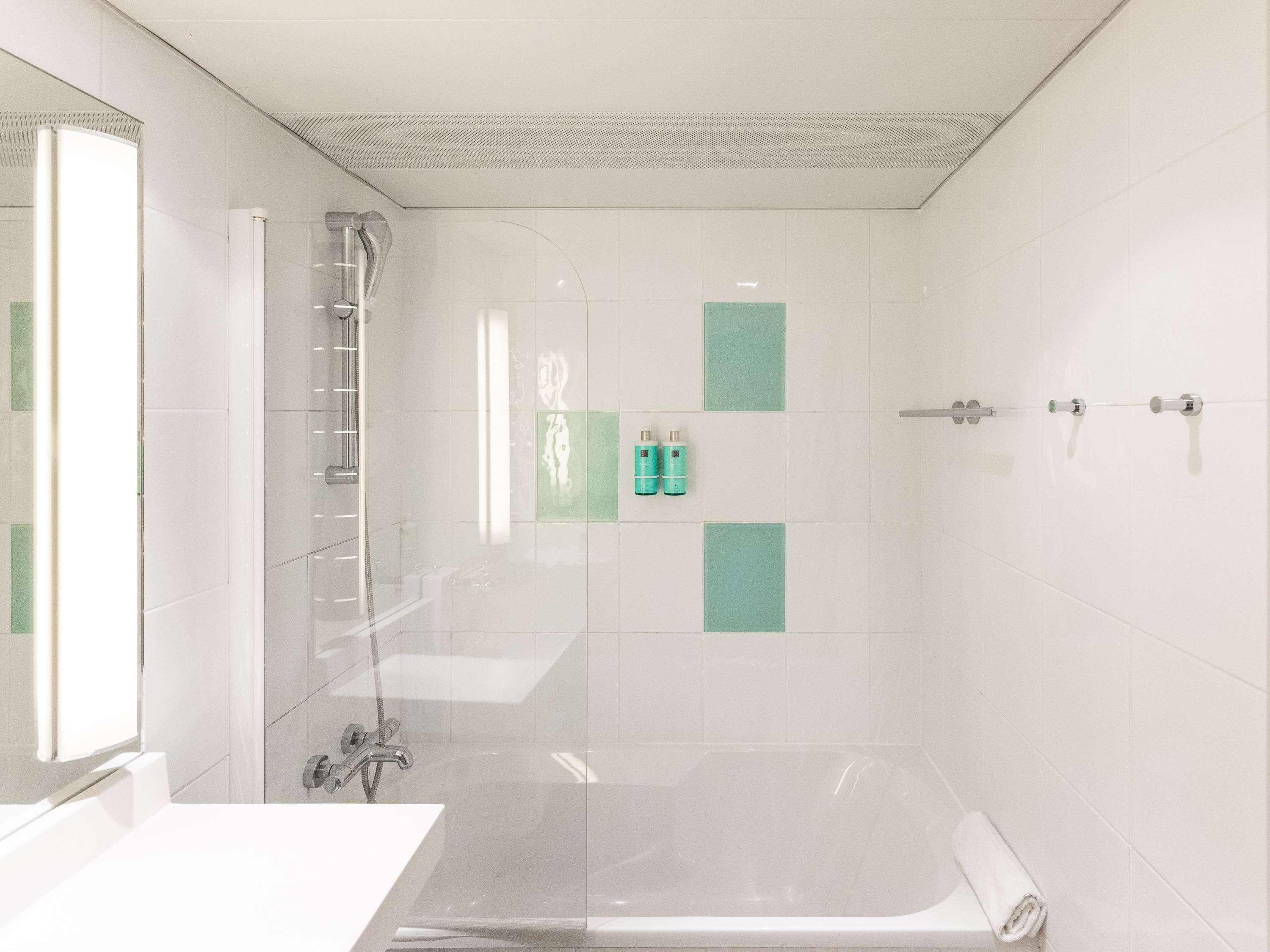 Double Superior Queen Bed