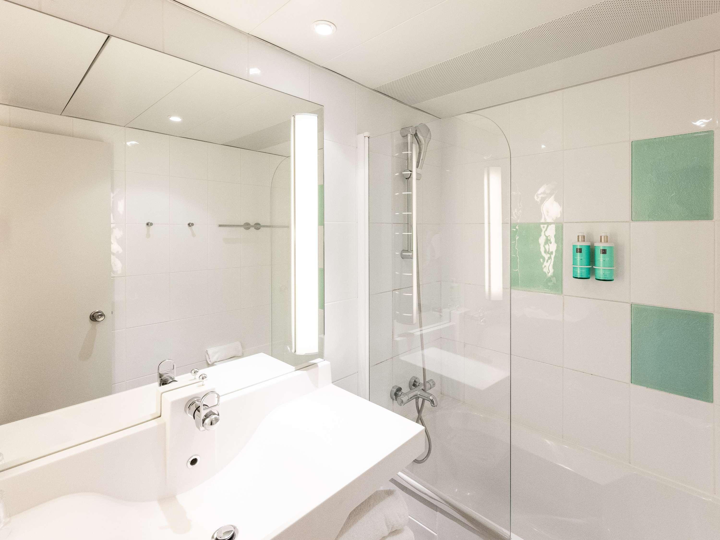 Double Superior Queen Bed