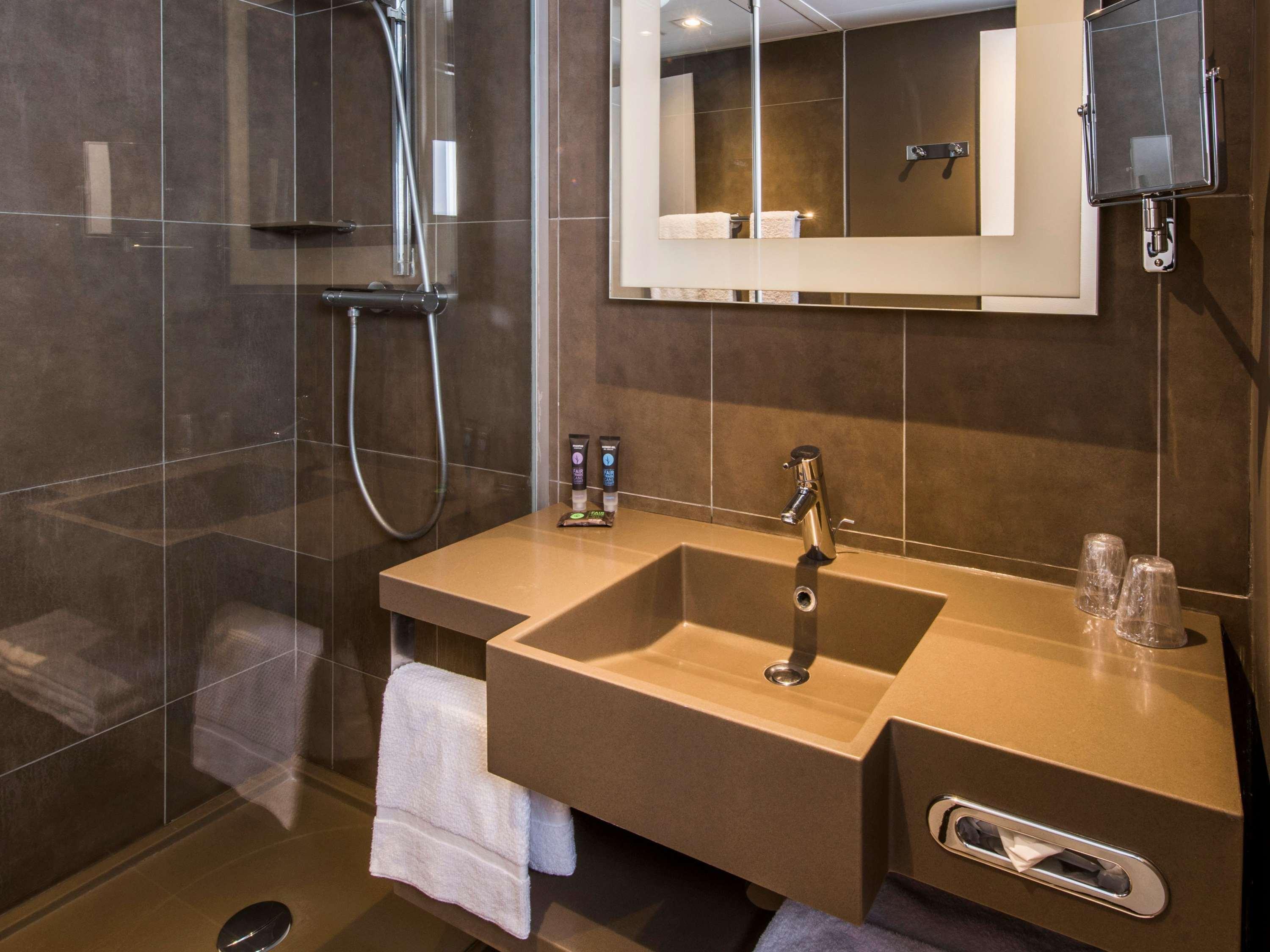 Double Superior Queen Bed