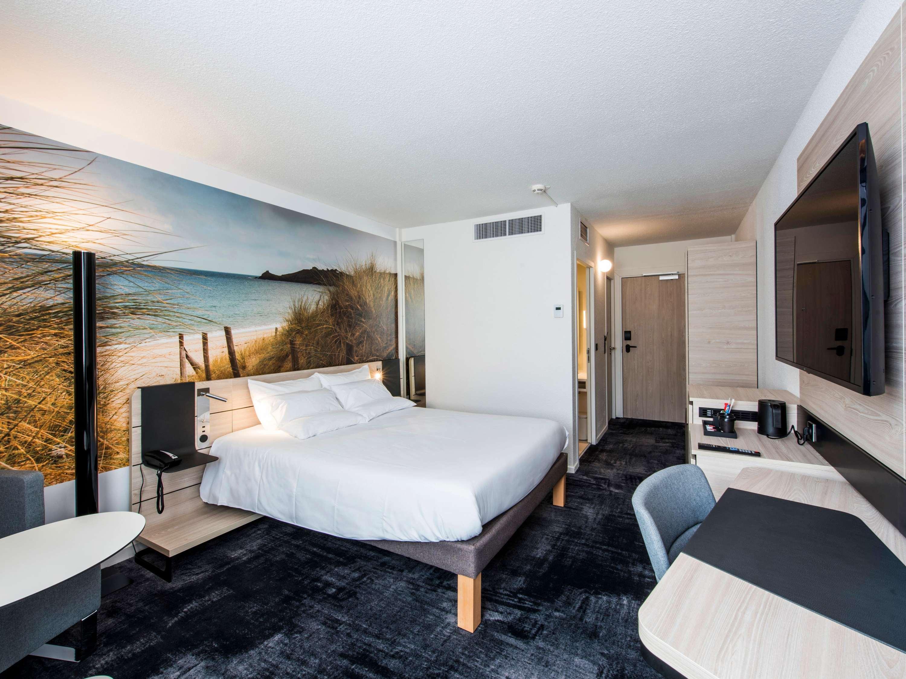 Double Superior Queen Bed