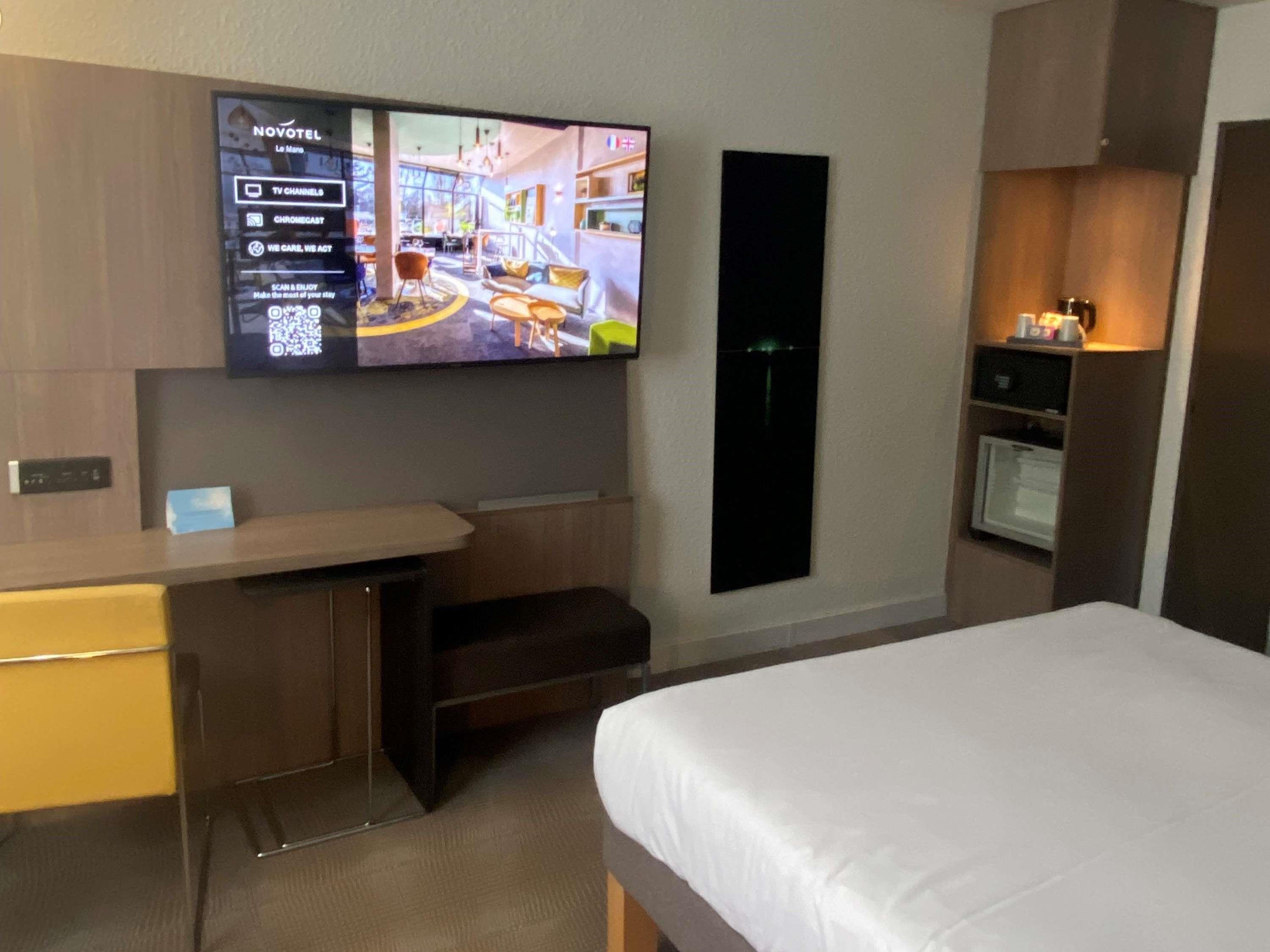 Double Superior with Double Bed