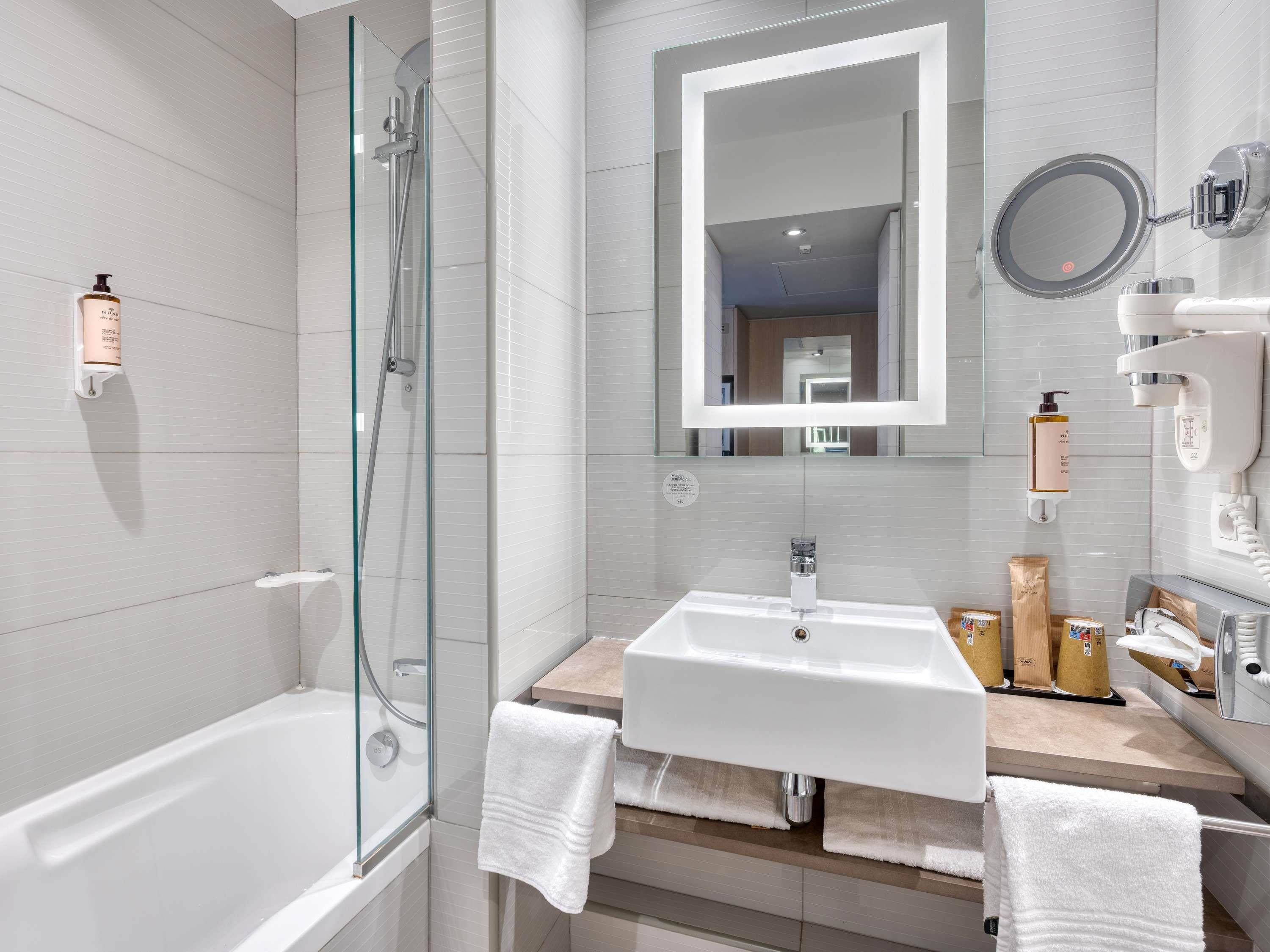 Double Classic Double Bed