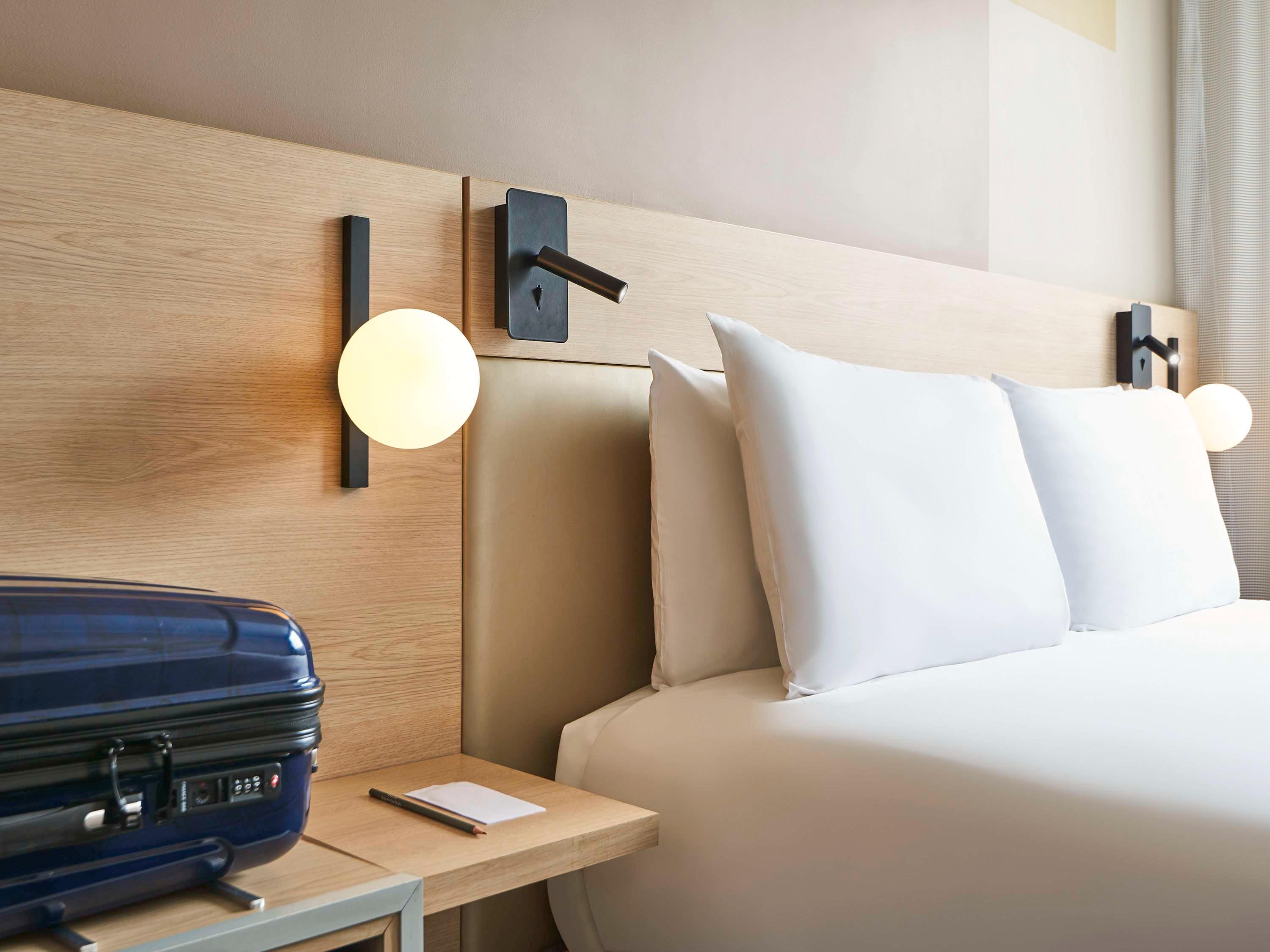 Double Classic Double Bed