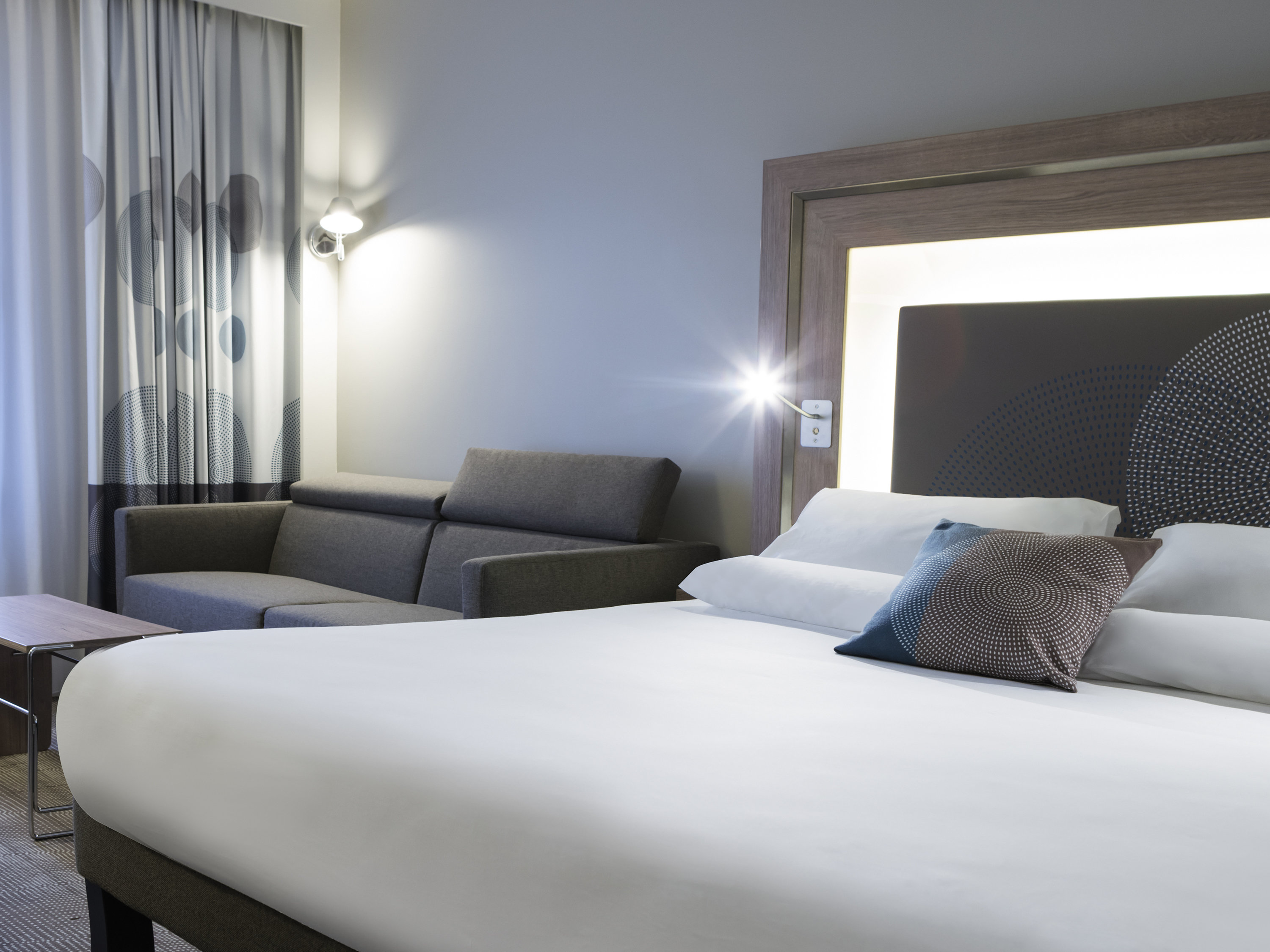 Double Superior Queen Bed