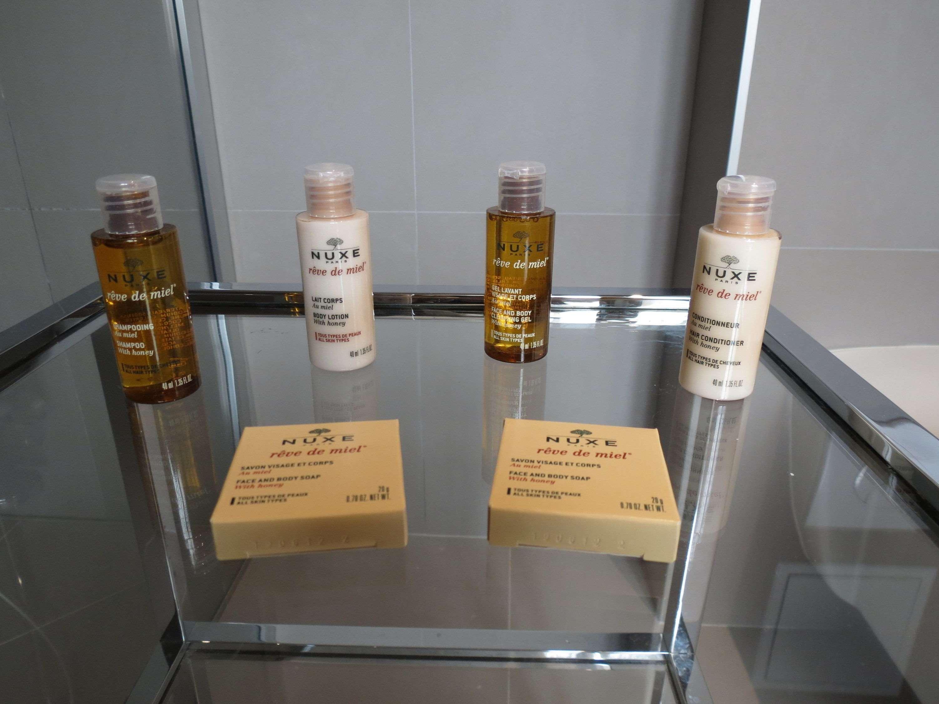 Junior Suite King Size Bed