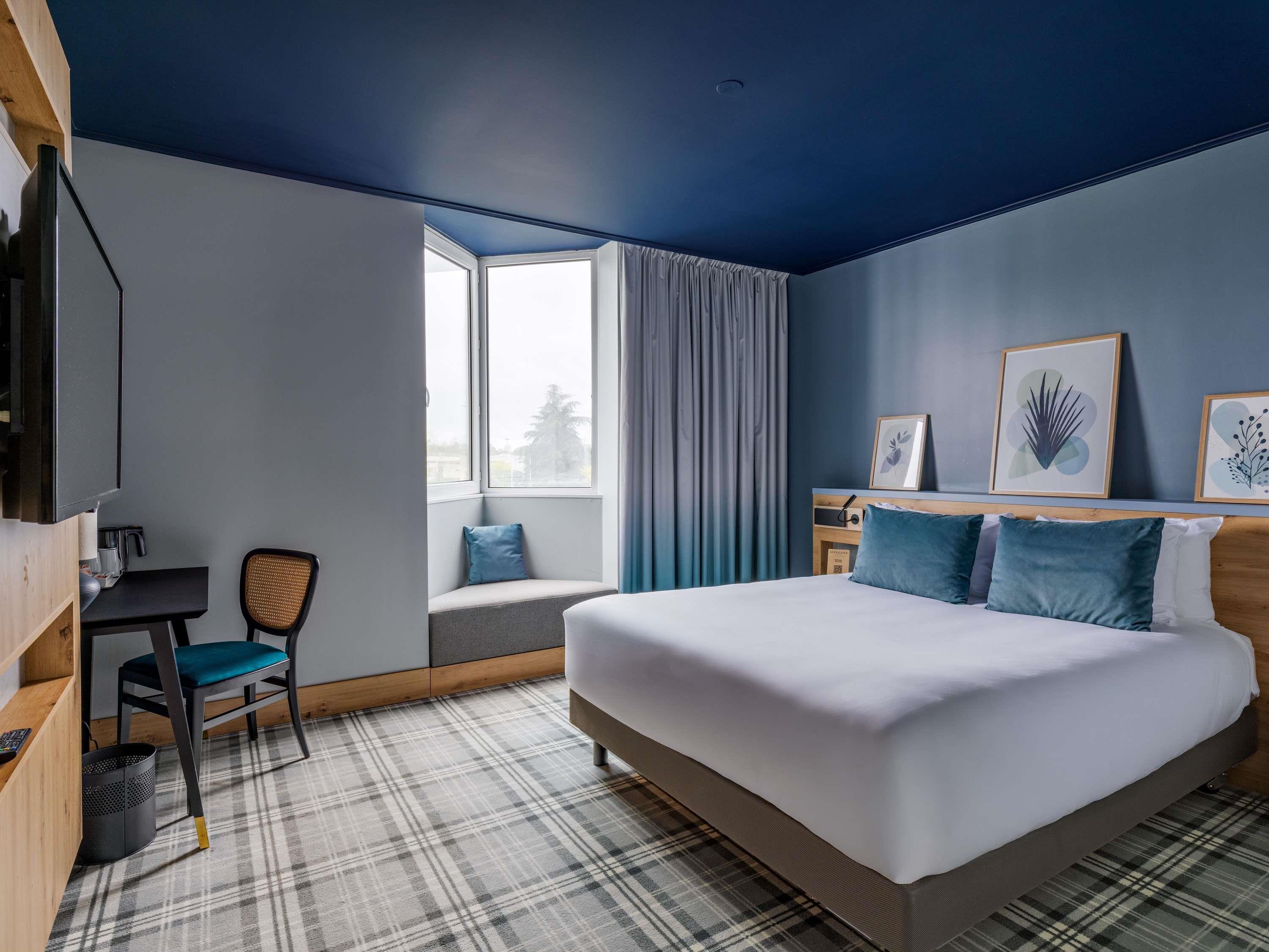 Double Superior with Double Bed