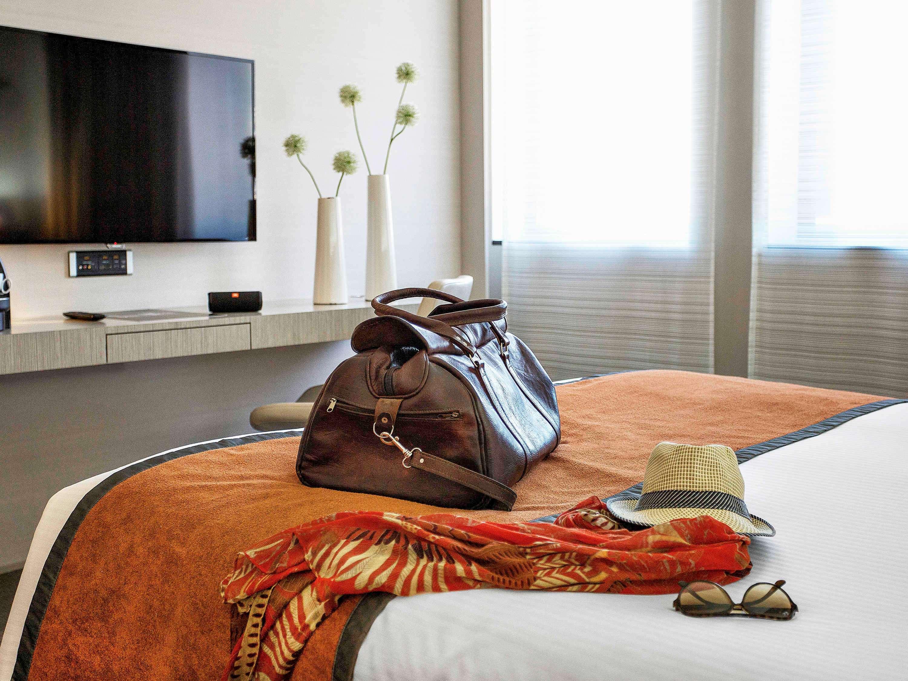 Double Deluxe King Bed