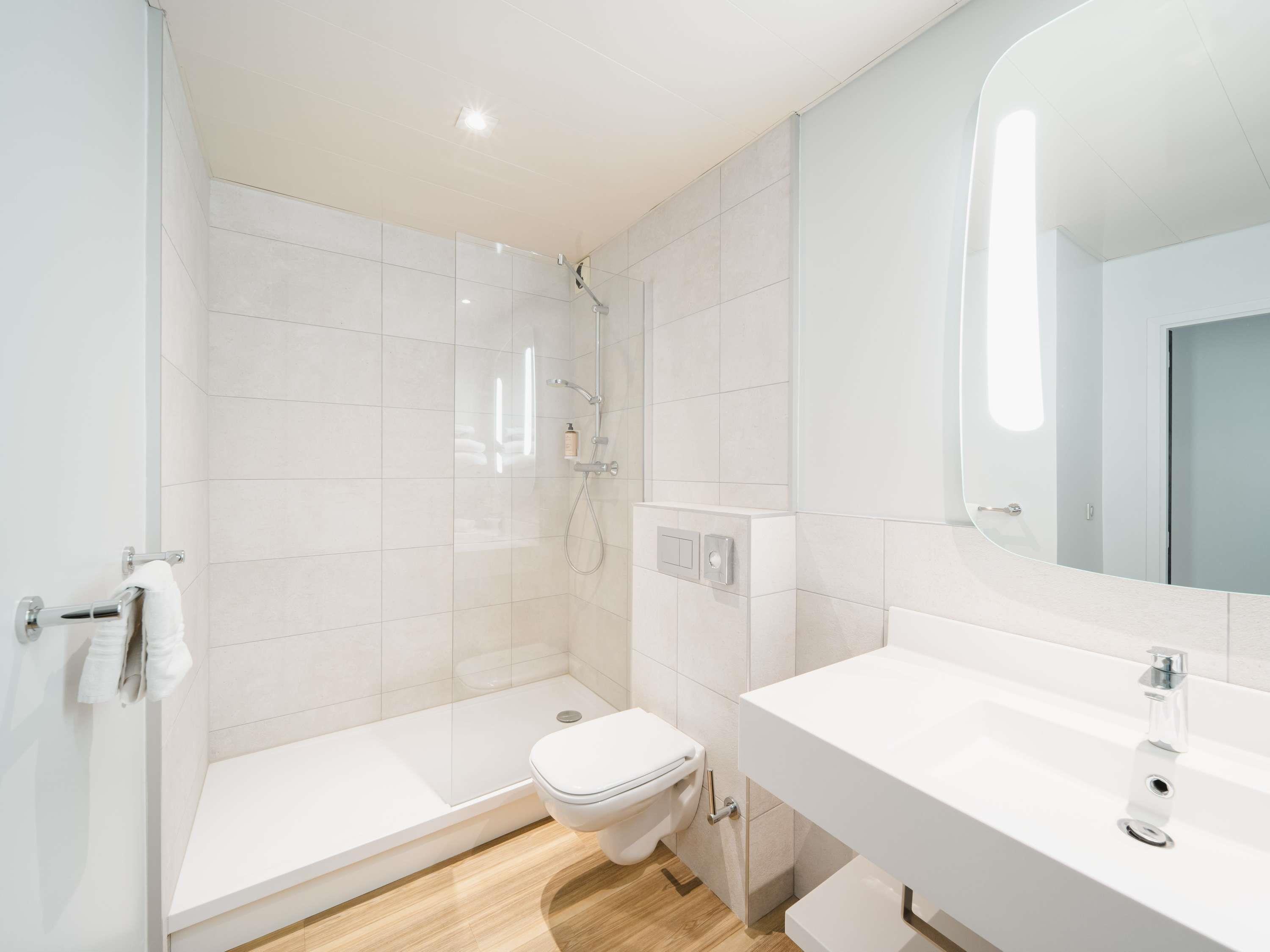 Double Classic Two Double Beds