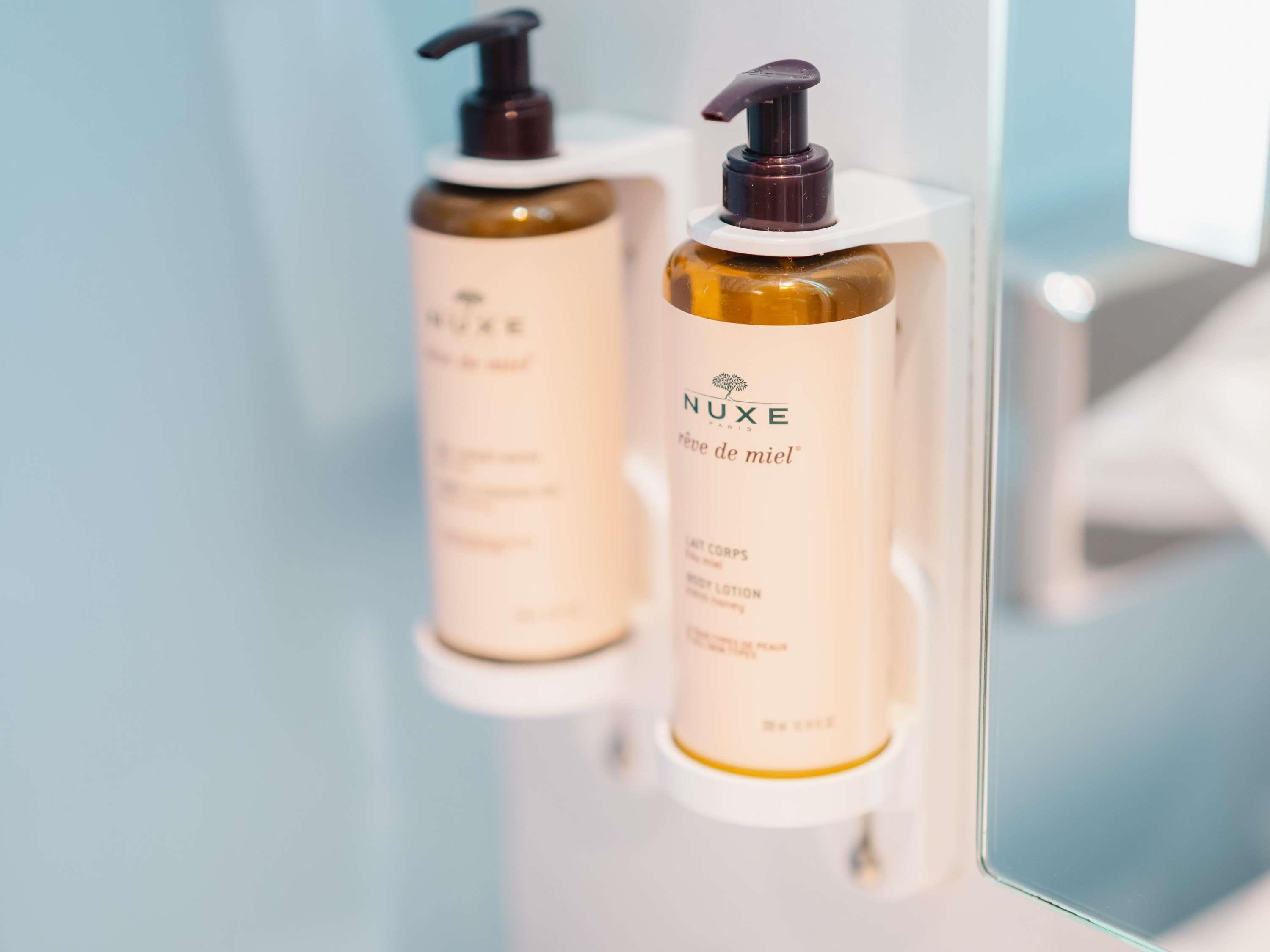 Double Classic Two Double Beds