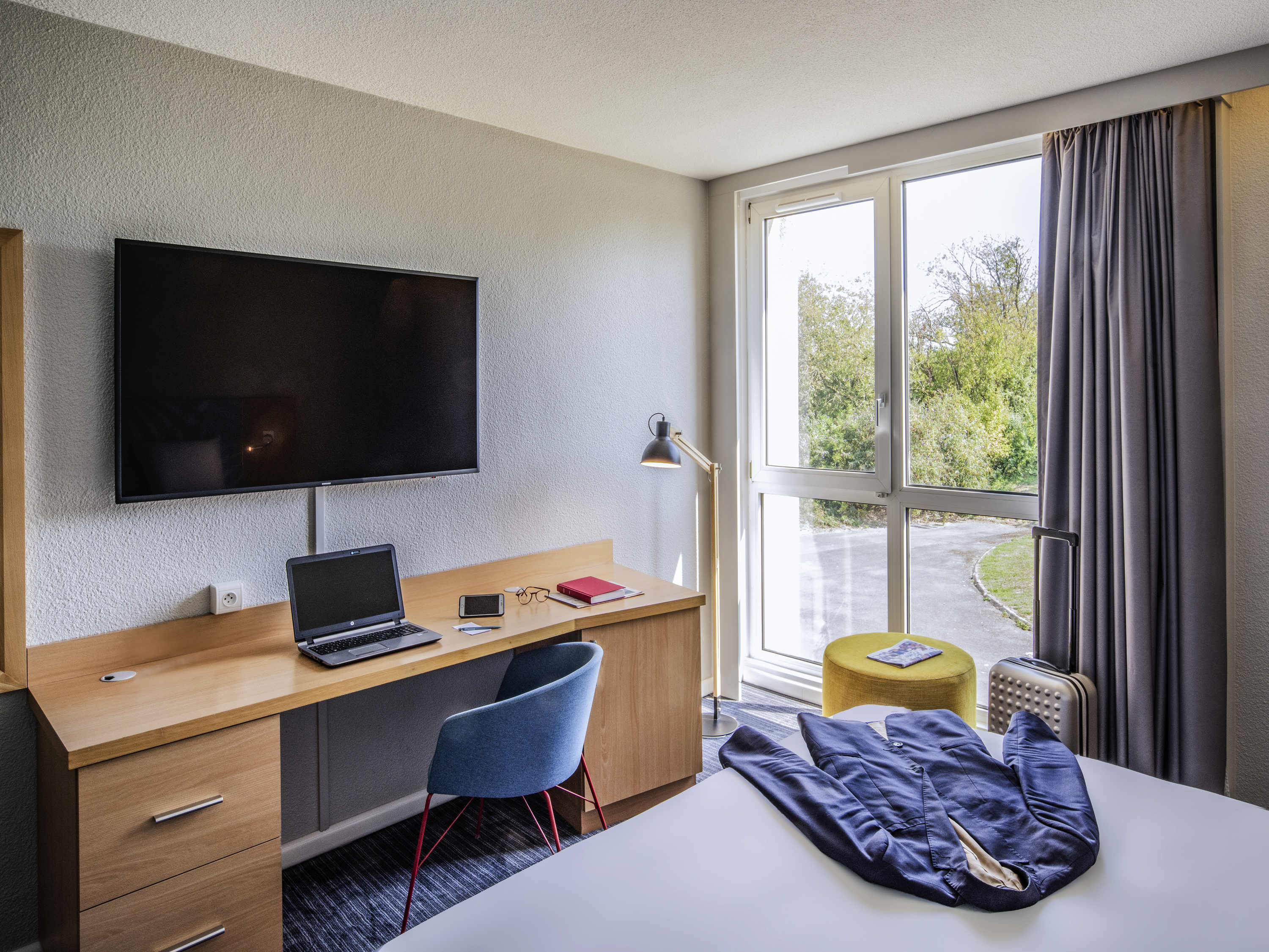 Double Classic Double Bed