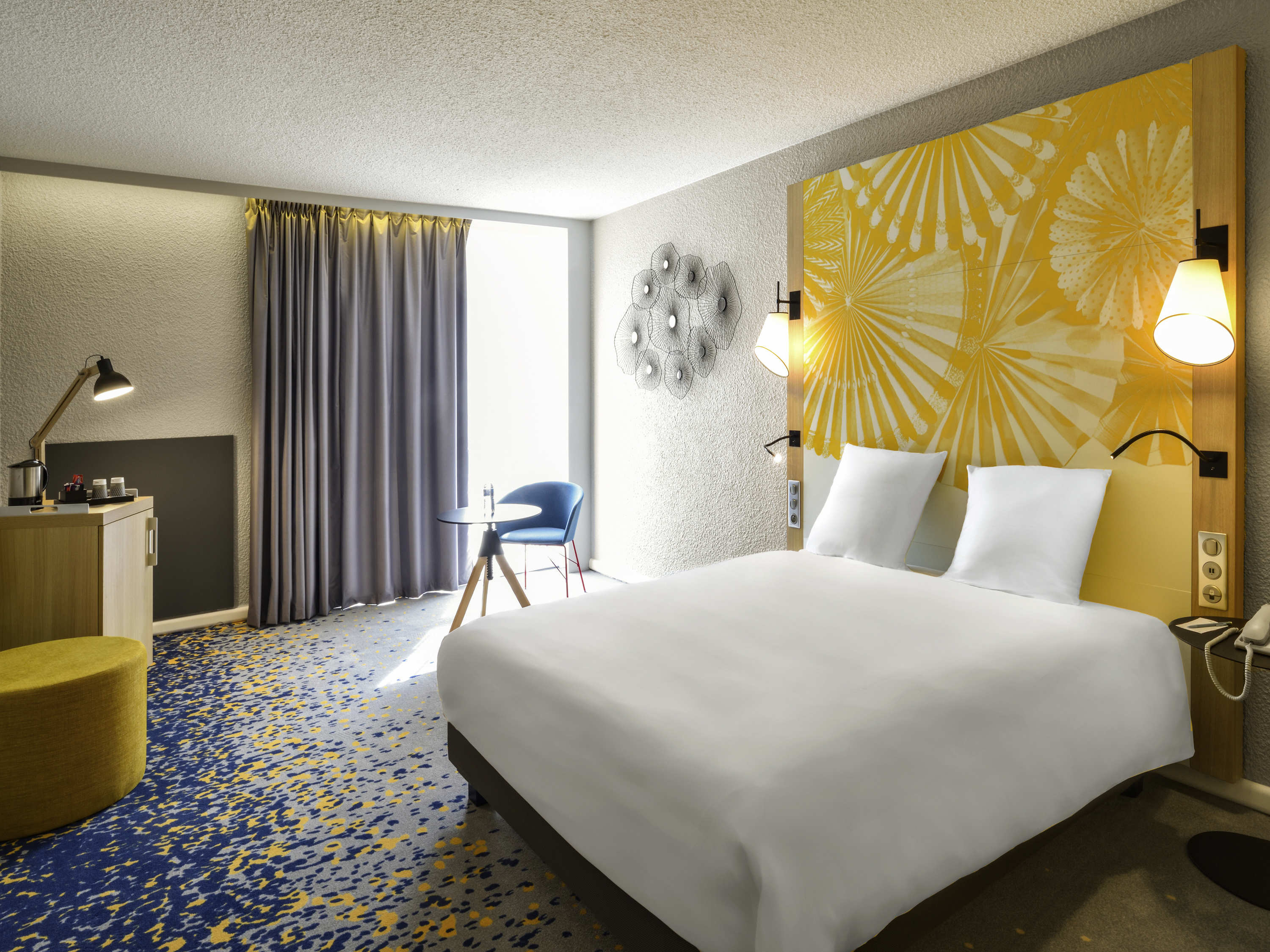 Double Classic Double Bed