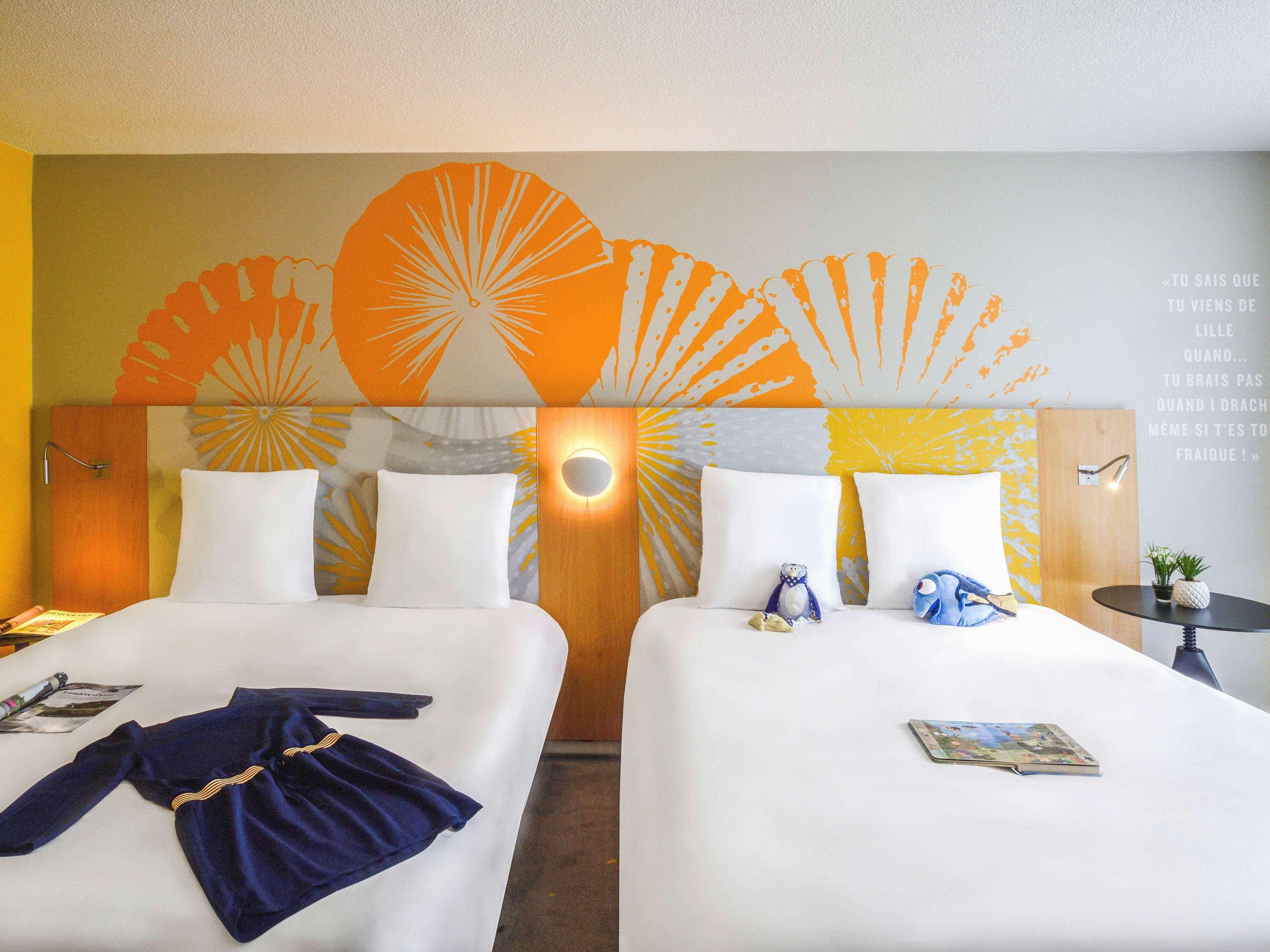 Double Classic Two Double Beds