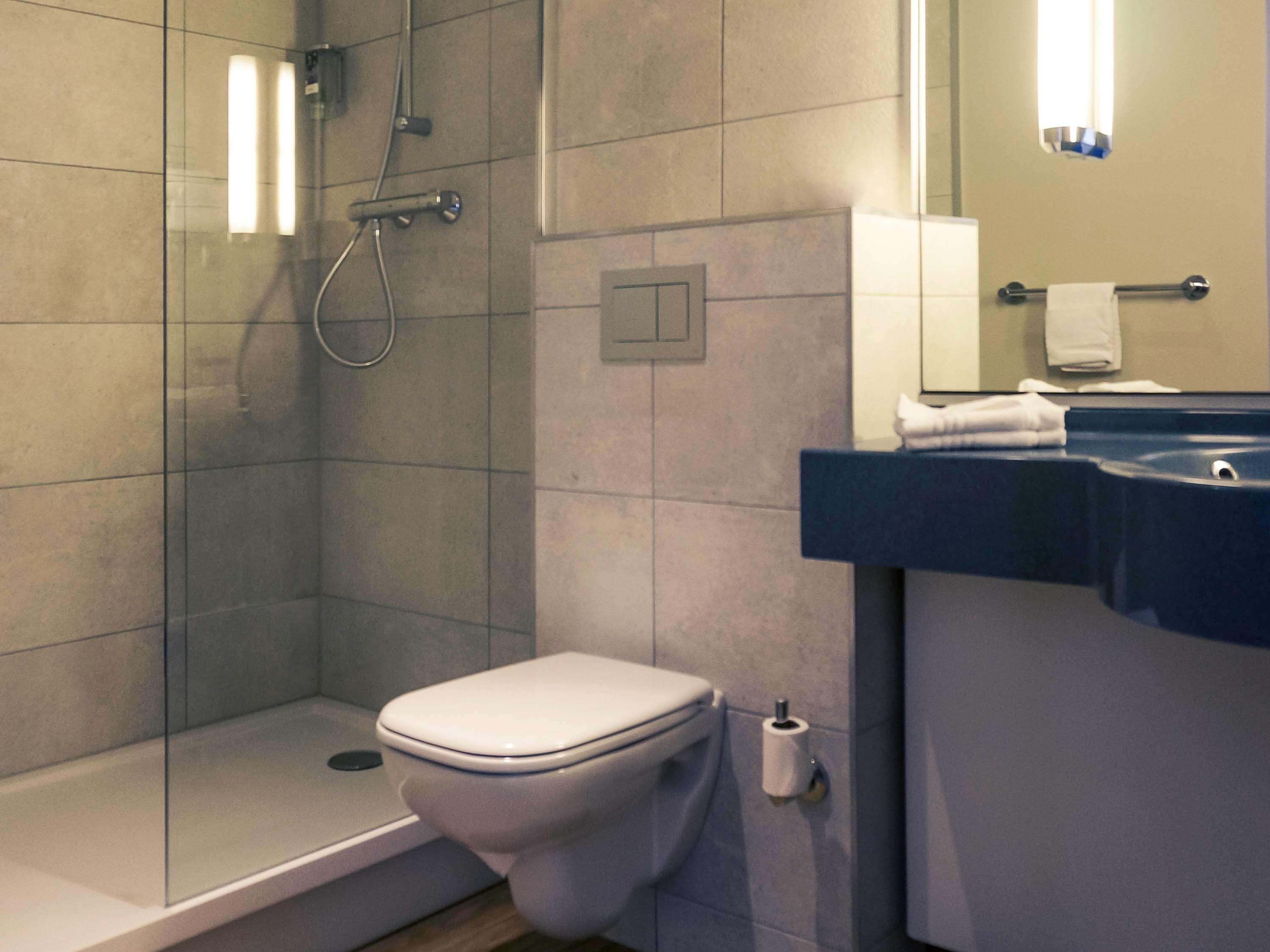 Double Classic Two Double Beds